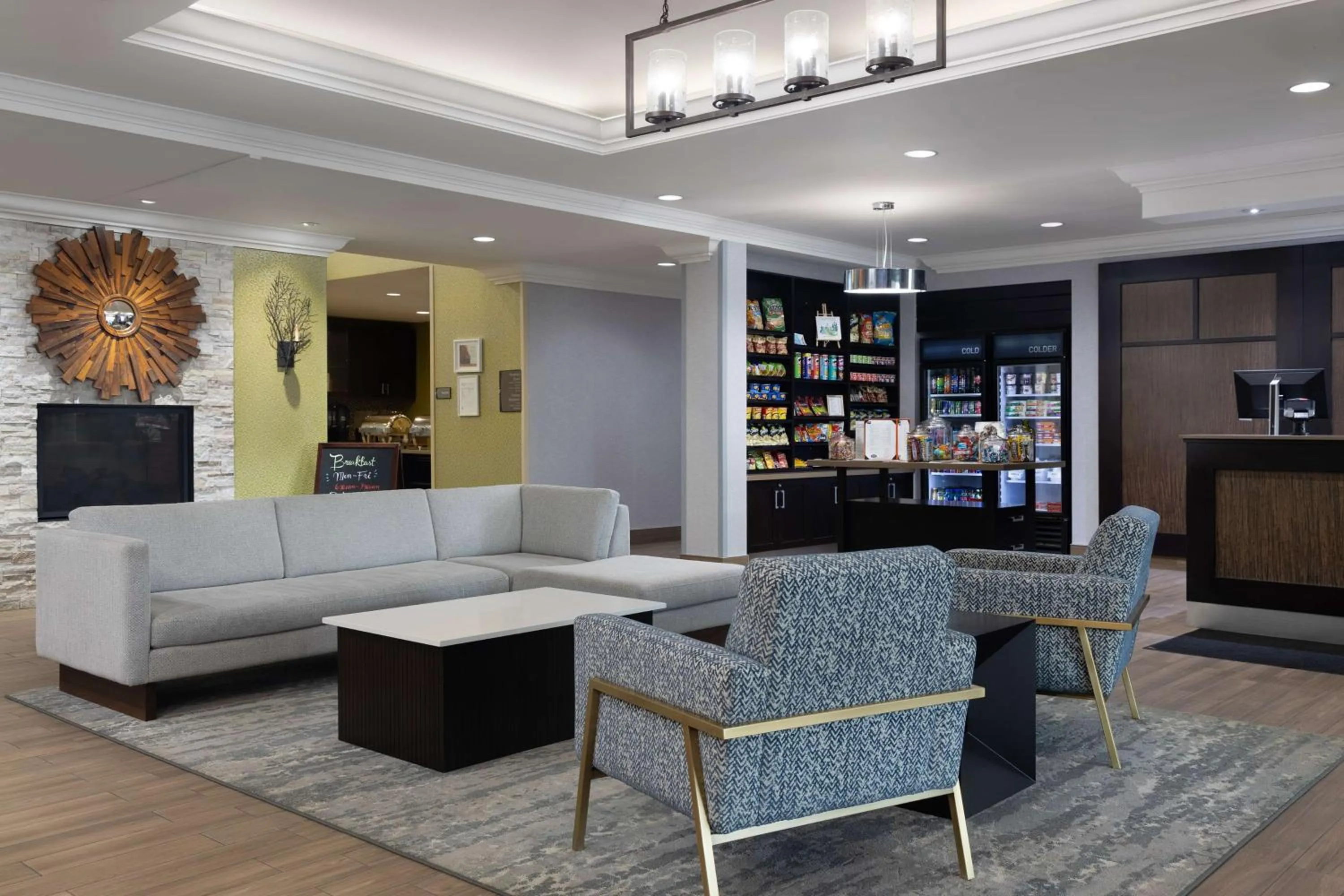 Living room in Homewood Suites by Hilton Waterloo/St. Jacobs