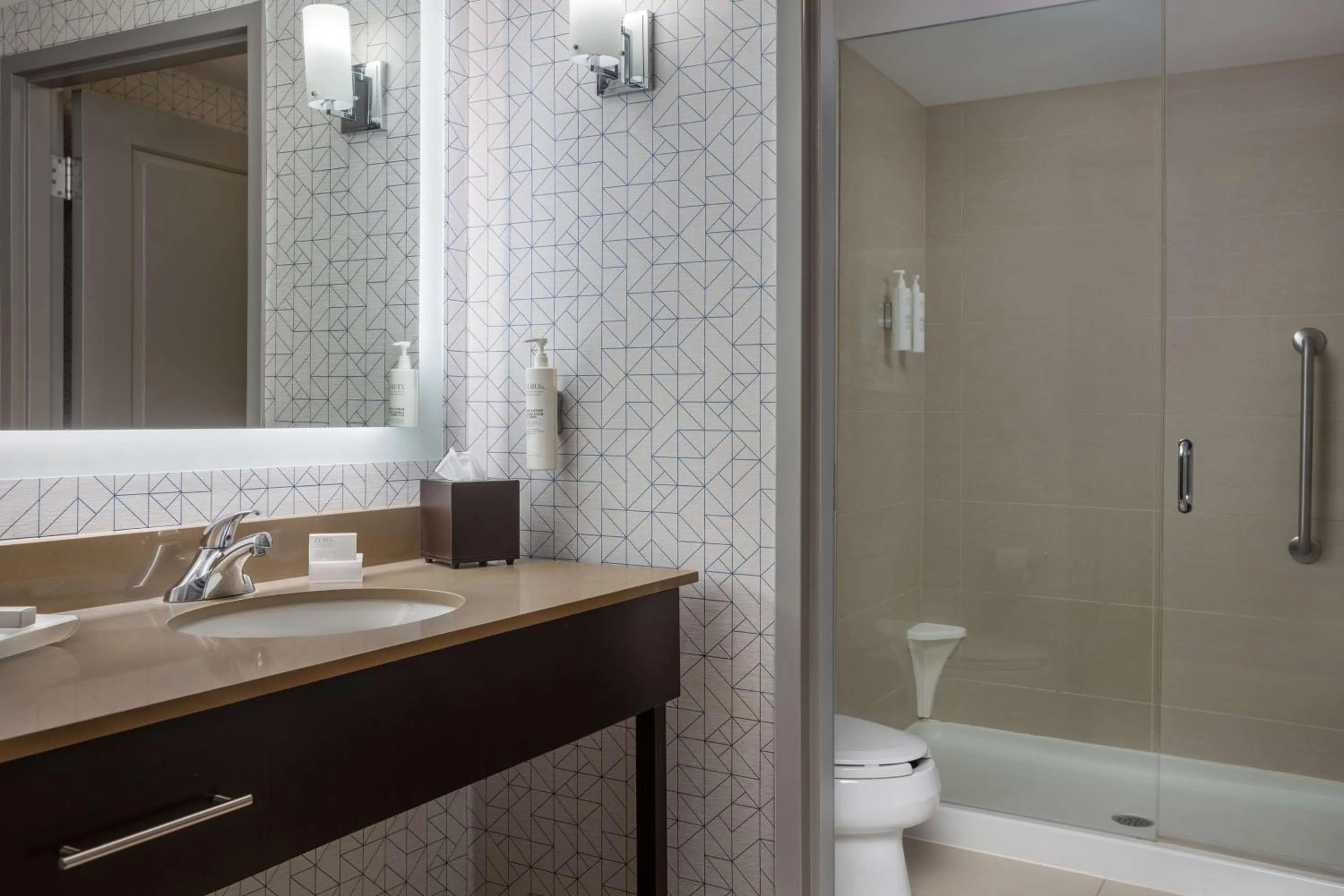 Bathroom in Homewood Suites by Hilton Waterloo/St. Jacobs