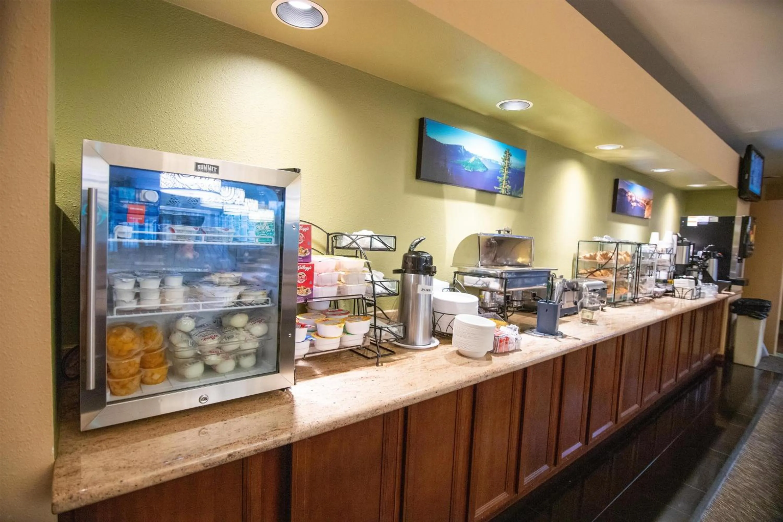 Breakfast in The Bard's Inn - BW Signature Collection by Best Western