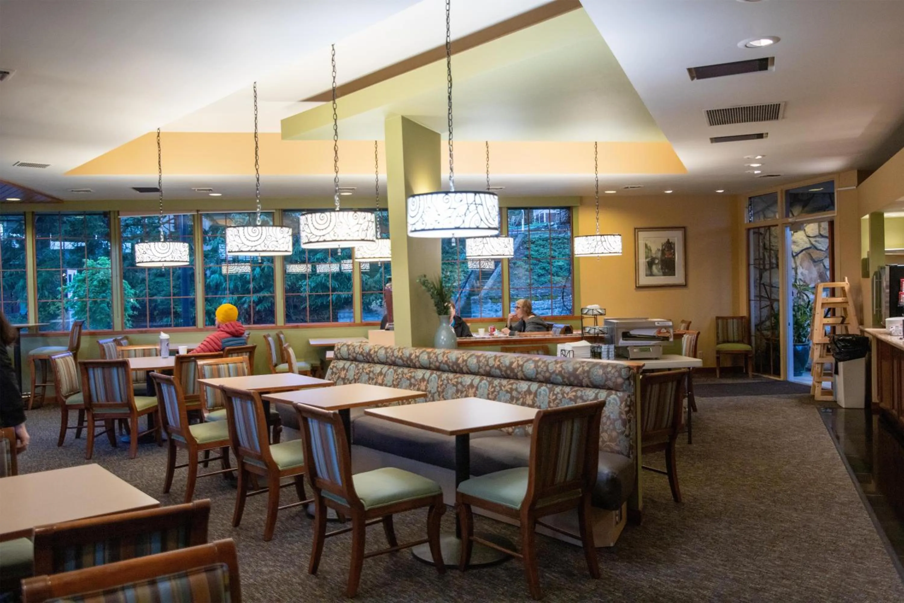 Breakfast in The Bard's Inn - BW Signature Collection by Best Western