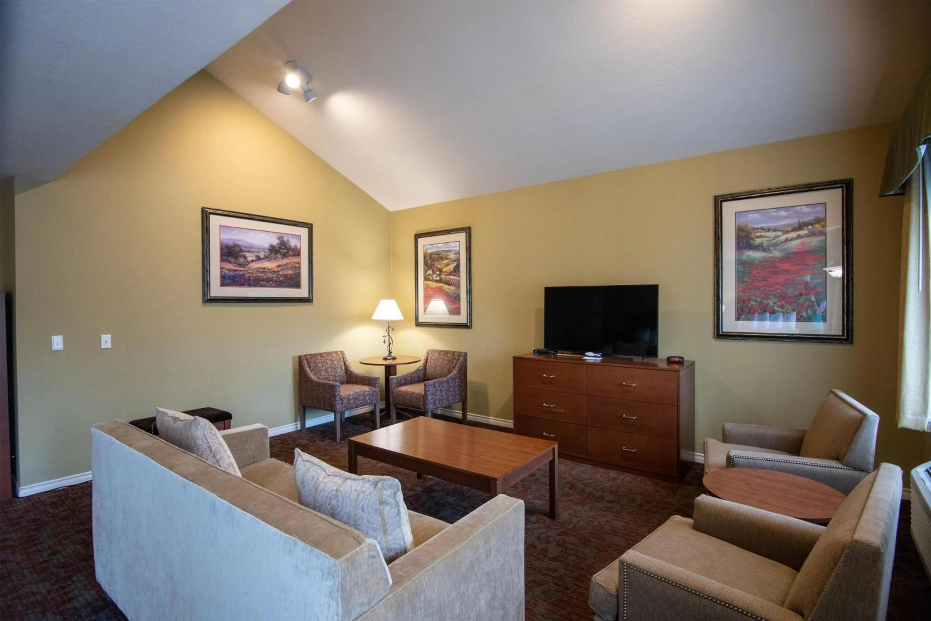 Bedroom in The Bard's Inn - BW Signature Collection by Best Western