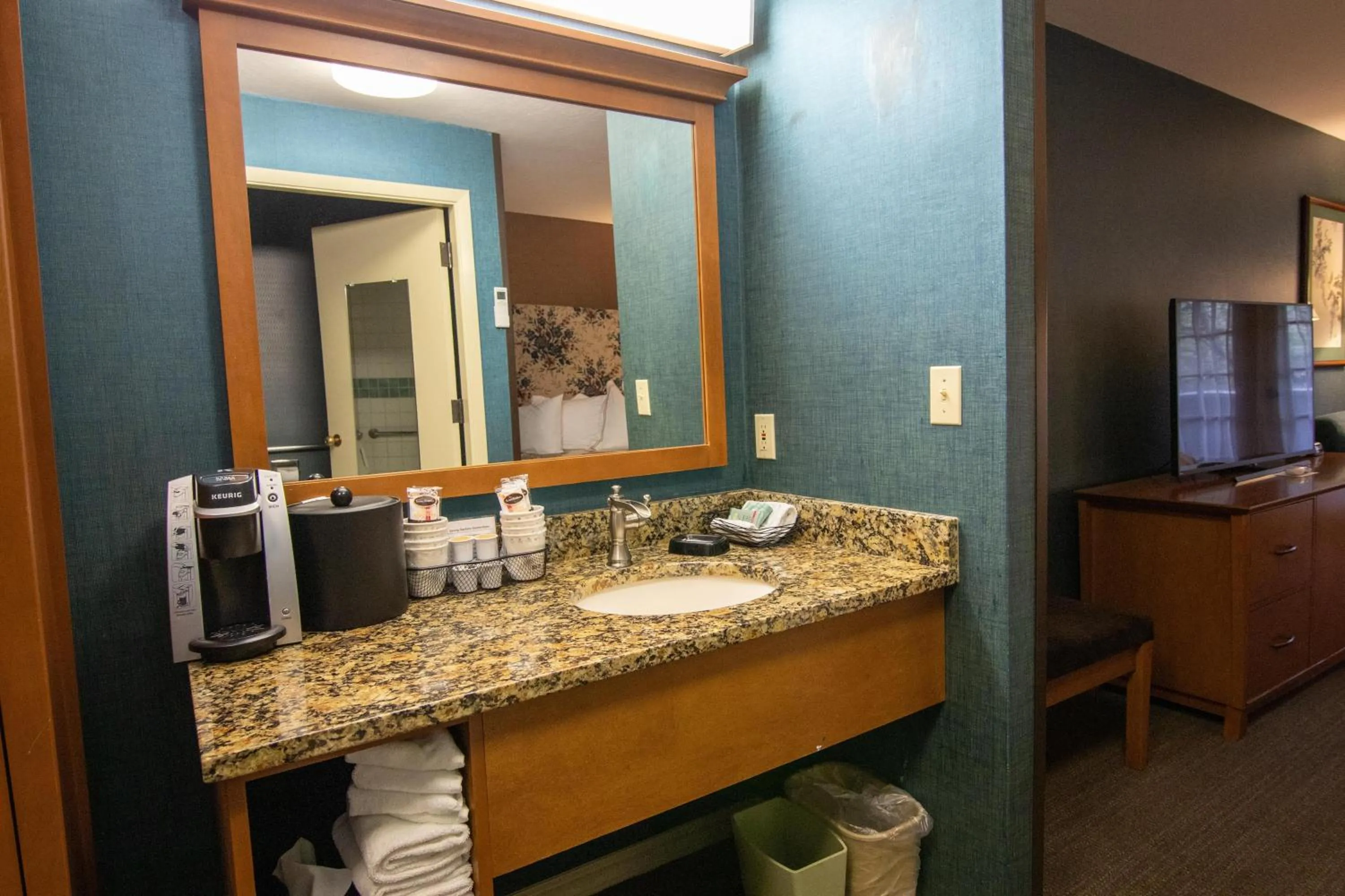 Bedroom in The Bard's Inn - BW Signature Collection by Best Western