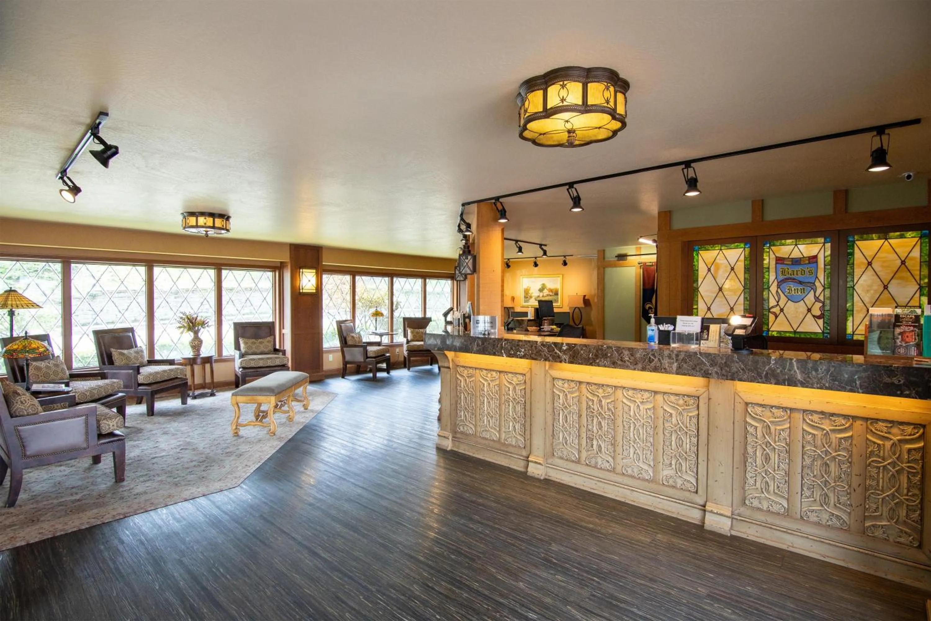 Lobby or reception in The Bard's Inn - BW Signature Collection by Best Western