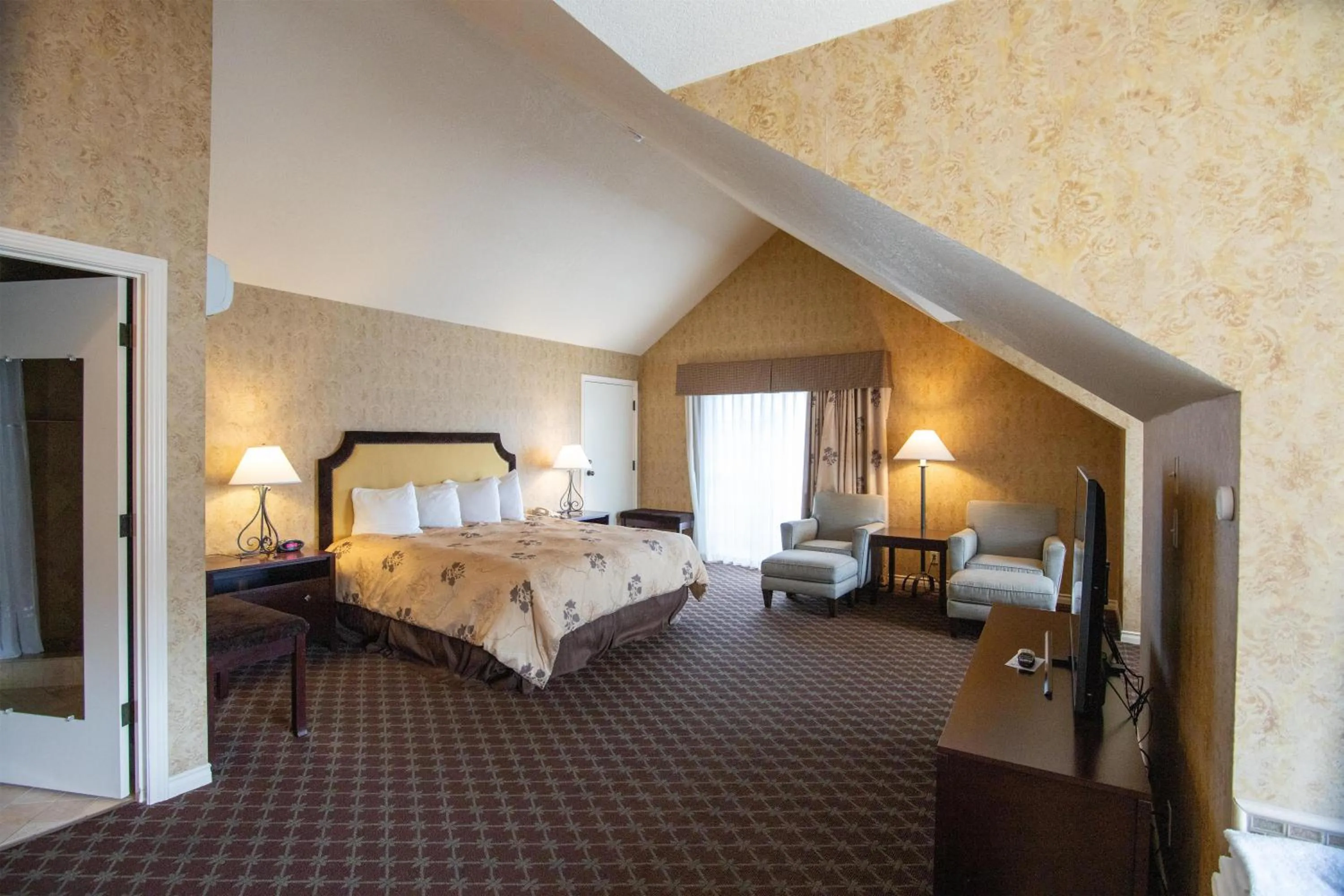 Bedroom, Bed in The Bard's Inn - BW Signature Collection by Best Western