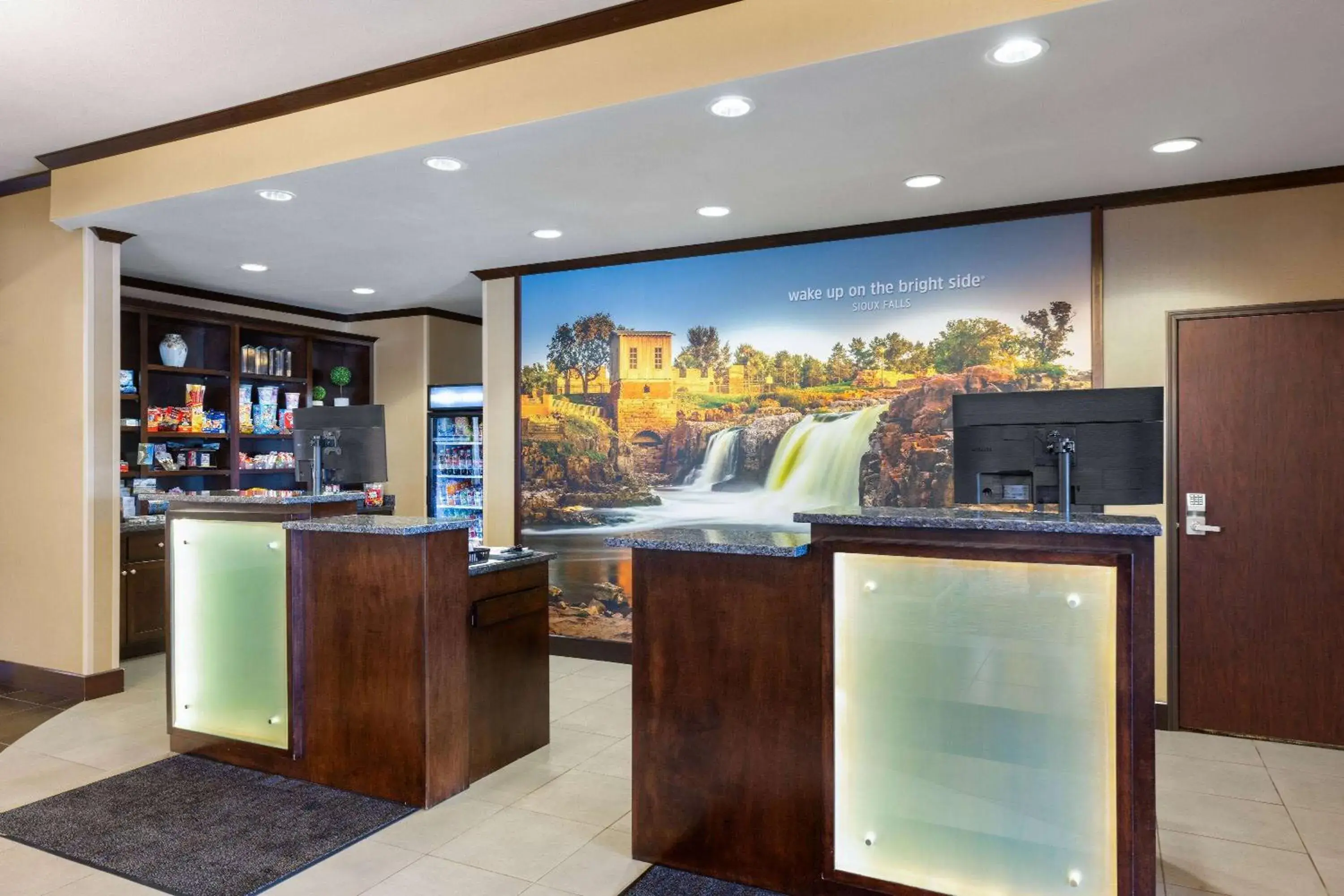 Lobby or reception in La Quinta by Wyndham Sioux Falls Lobby or reception in La Quinta by Wyndham Sioux Falls