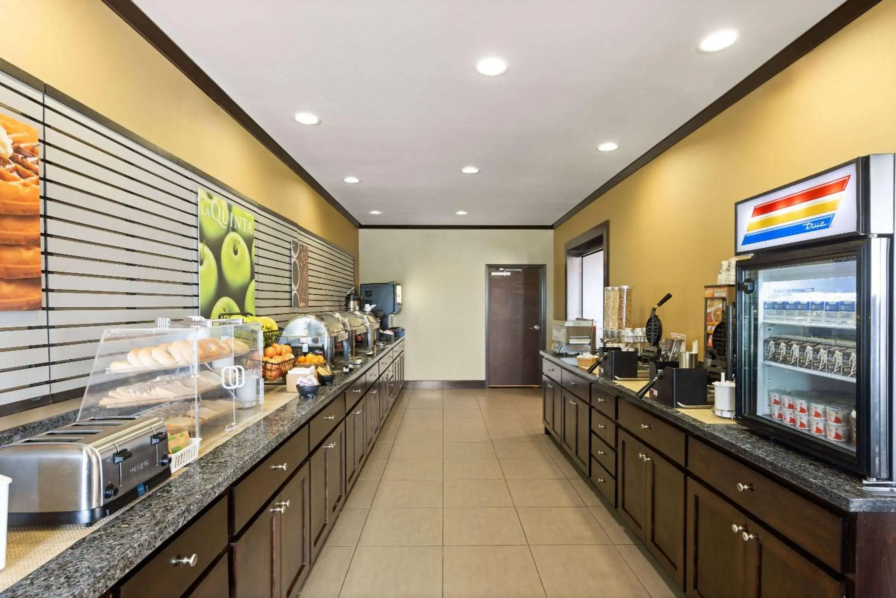 Breakfast in La Quinta by Wyndham Sioux Falls Breakfast in La Quinta by Wyndham Sioux Falls