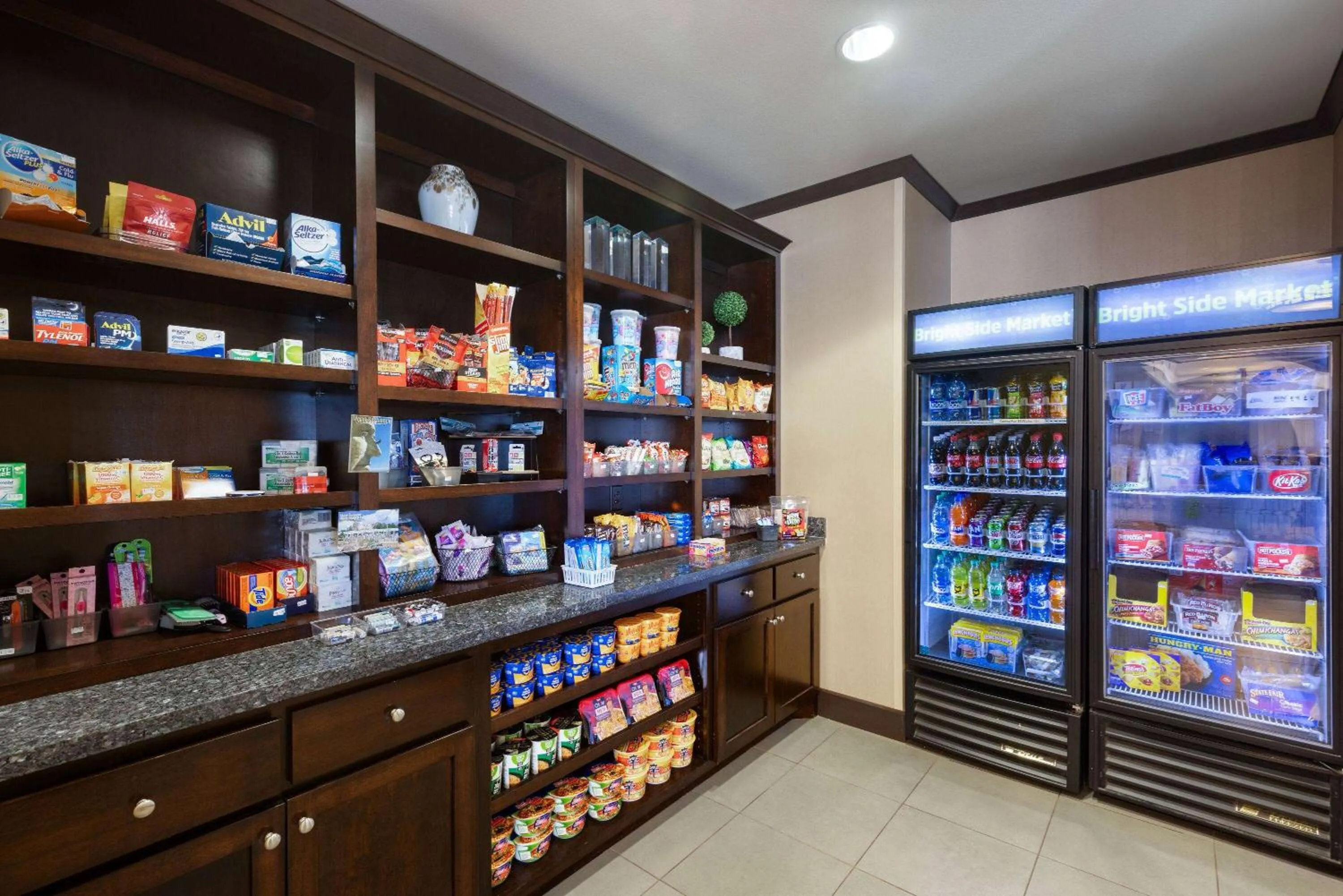 Food and drinks in La Quinta by Wyndham Sioux Falls