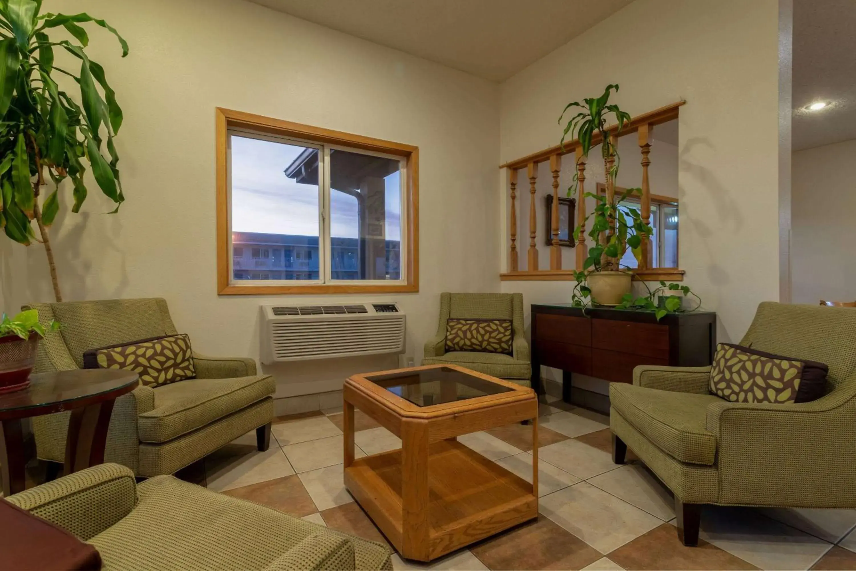 Lobby or reception in Super 8 by Wyndham Pendleton Lobby or reception in Super 8 by Wyndham Pendleton