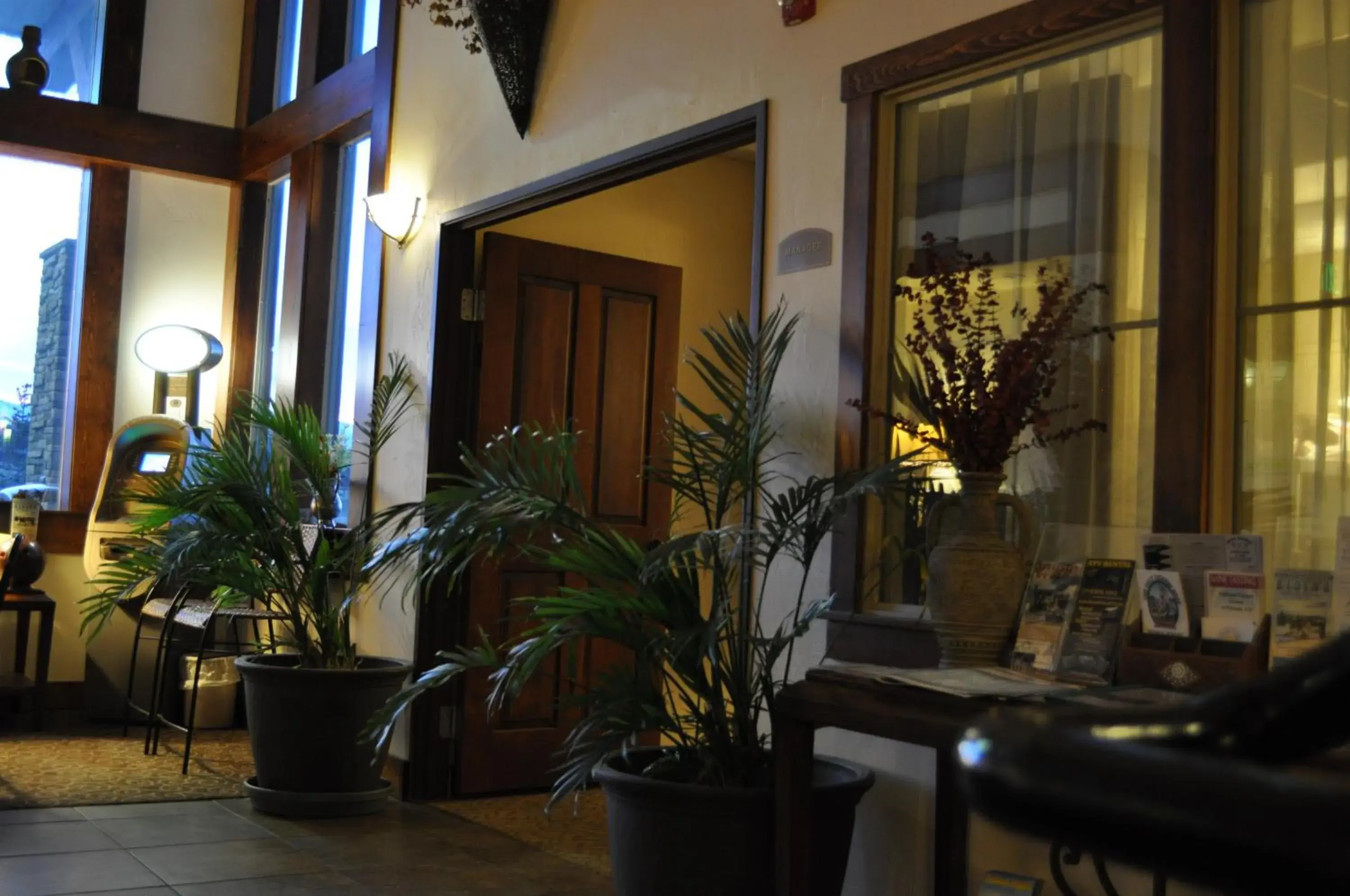 Lobby or reception in A Riverside Inn Travelodge by Wyndham Lobby or reception in A Riverside Inn Travelodge by Wyndham