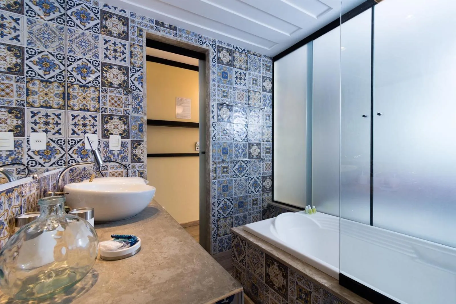 Bathroom in Vila Bela-Emília