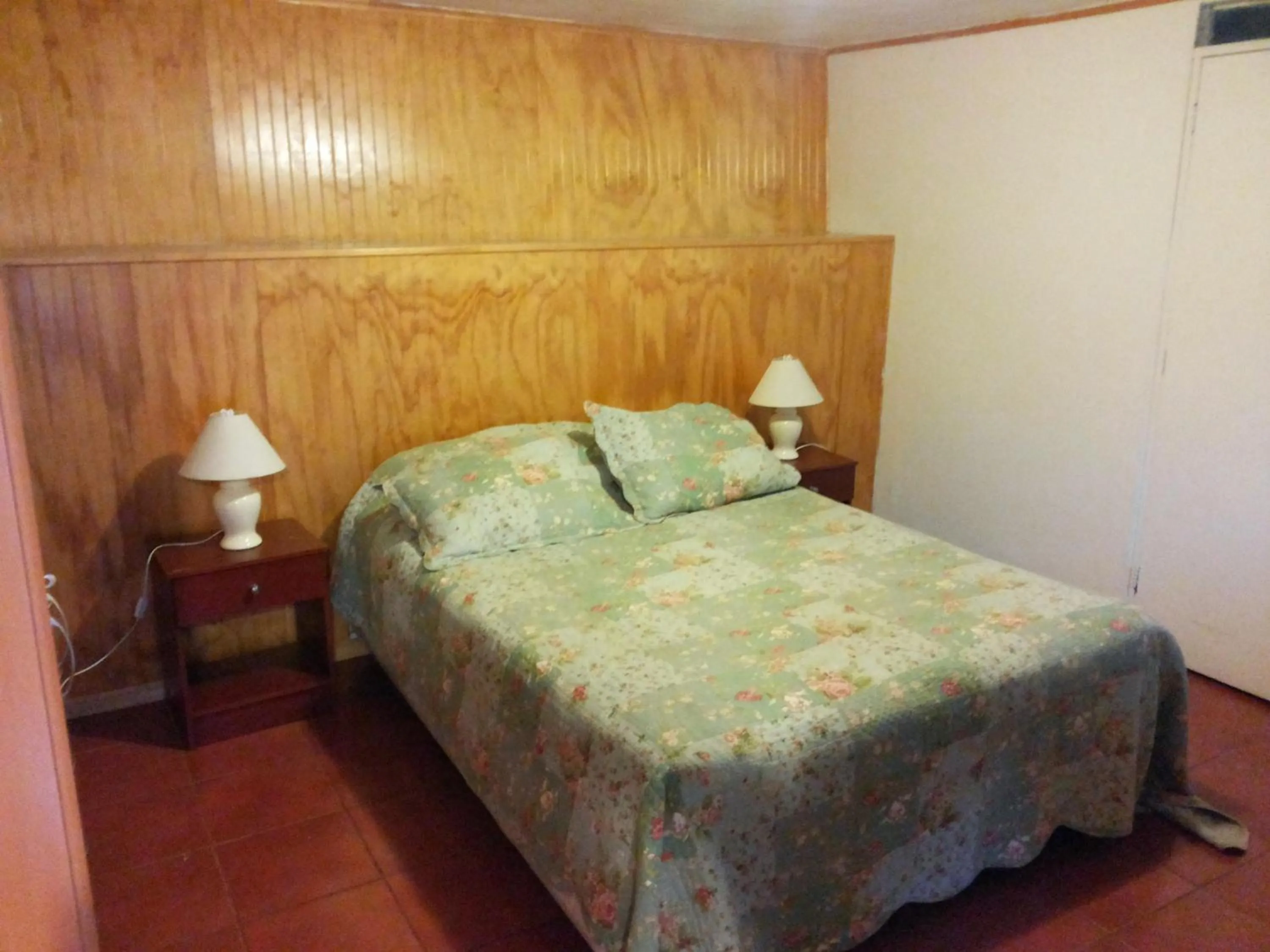 Bedroom, Bed in Comarca Valparaíso