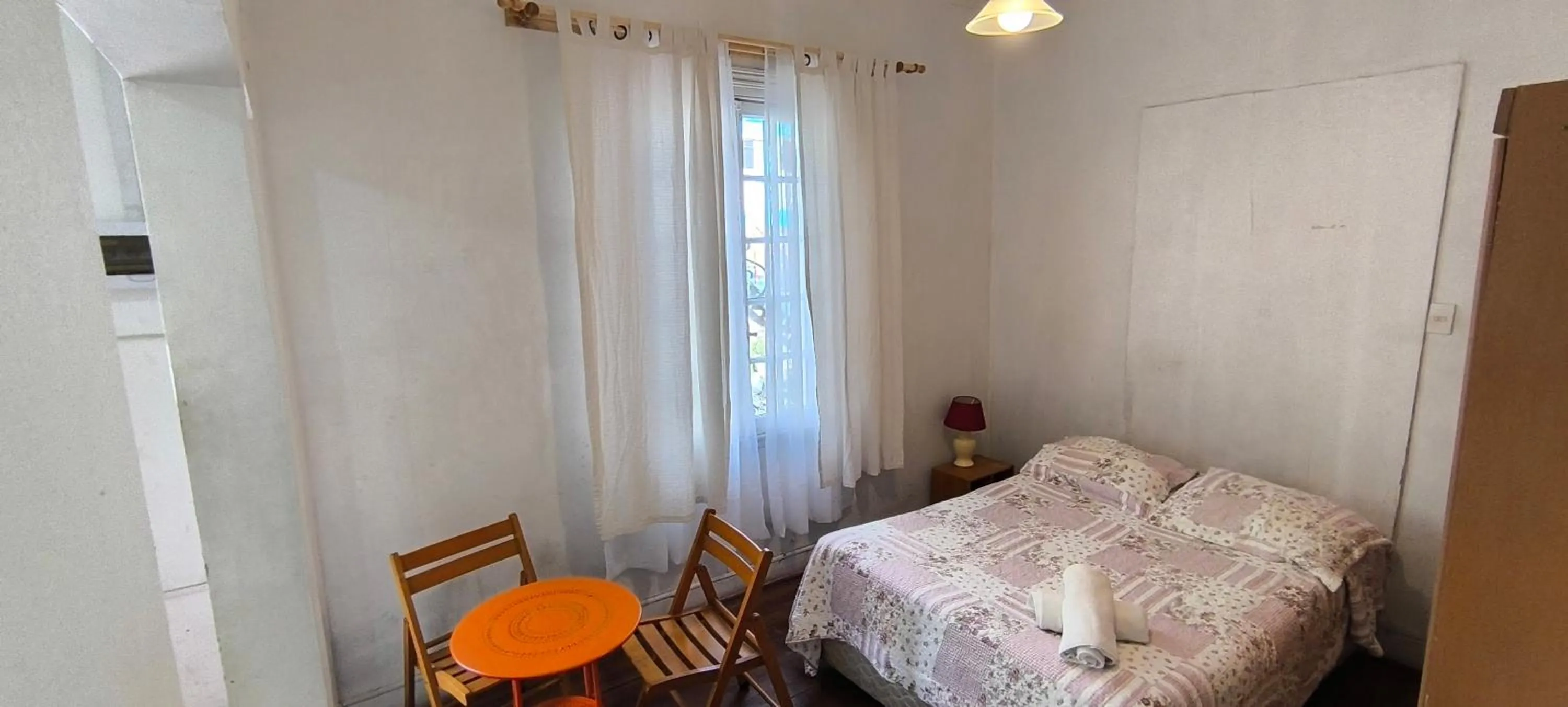 Bed in Comarca Valparaíso