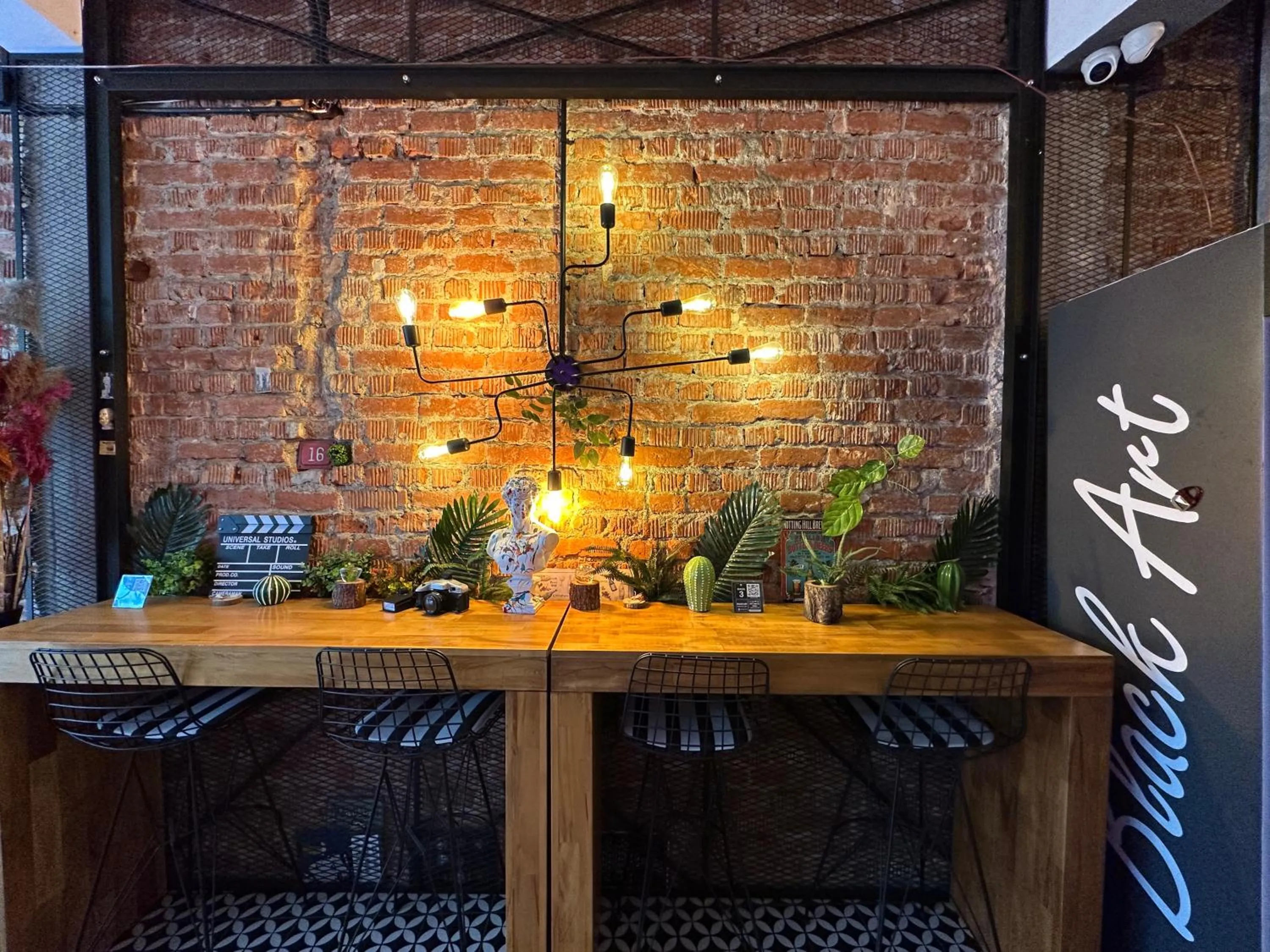 Lounge or bar in Black Art Otel