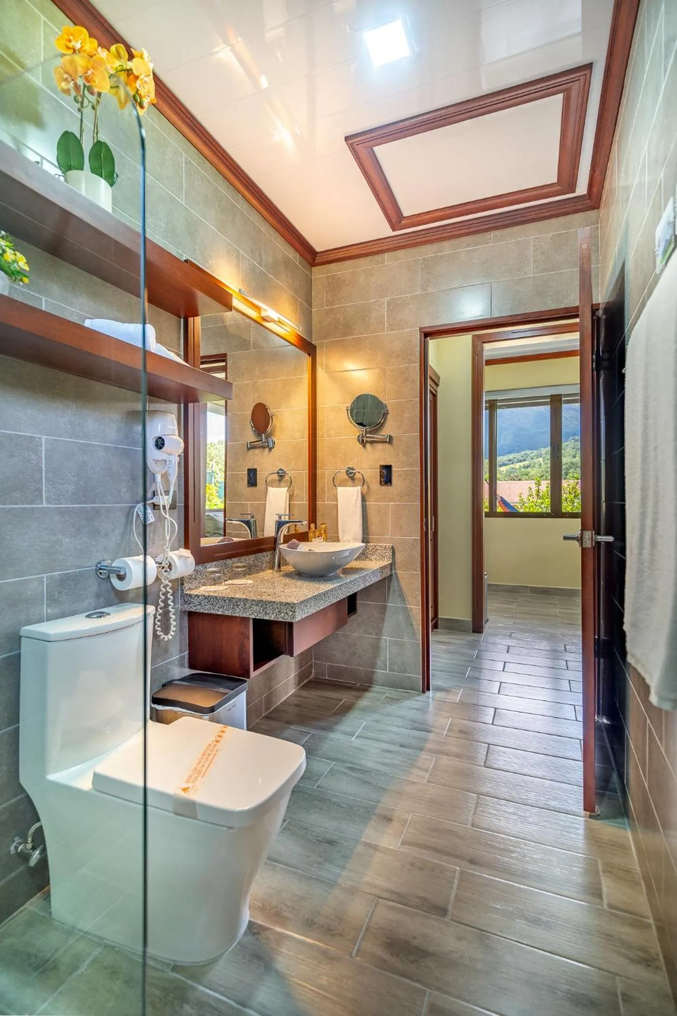 Bathroom in Hotel Arenal Springs Resort & Spa