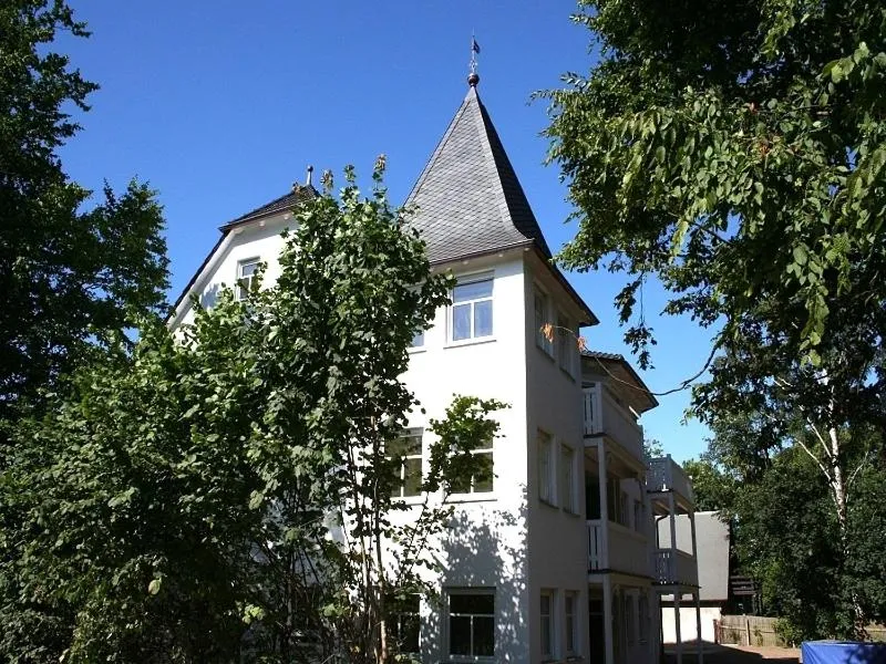 Facade/entrance in Villa Seefisch