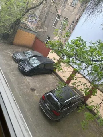 Parking in Apple City Hotel