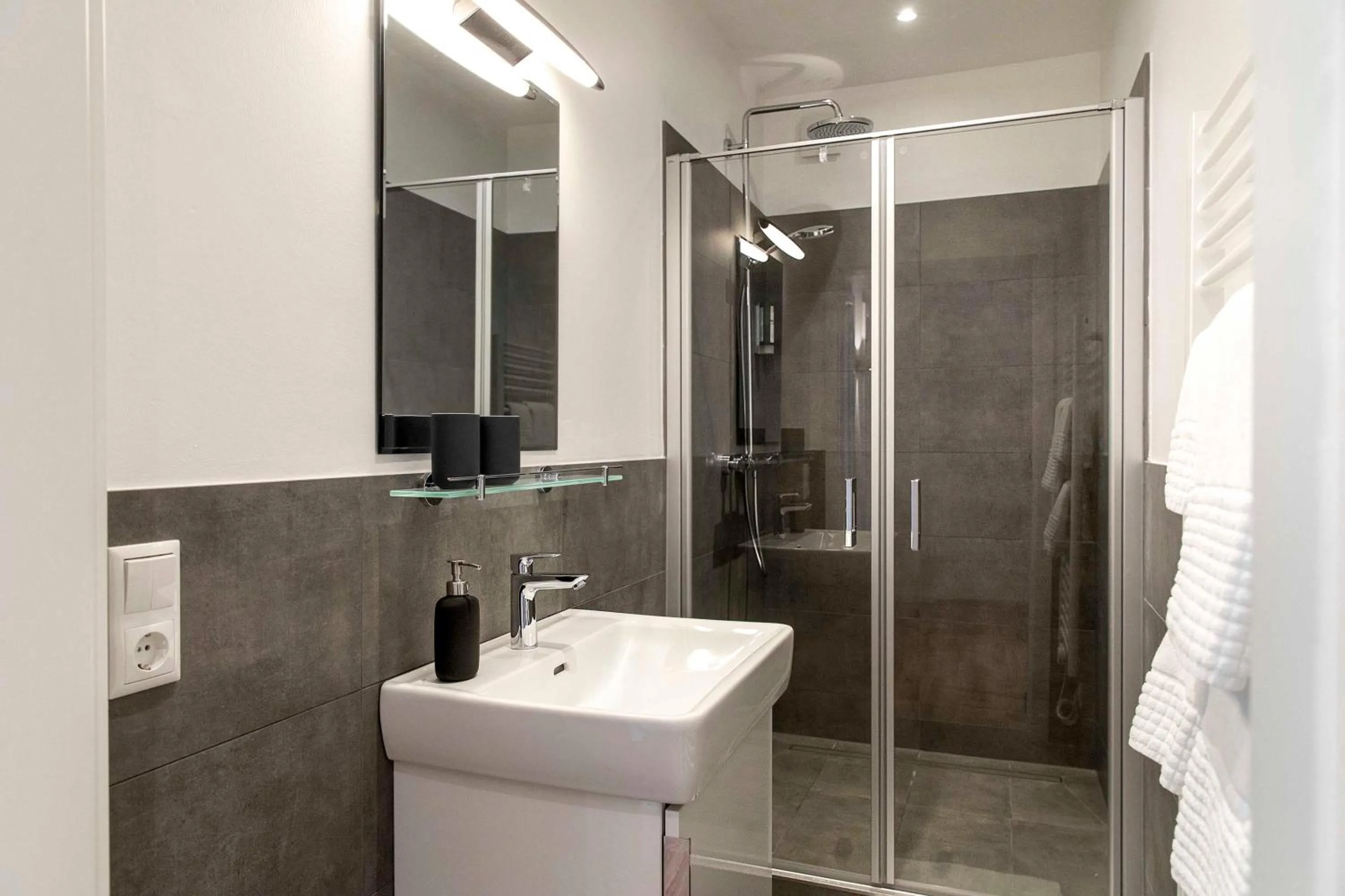 Luxx City Apartments