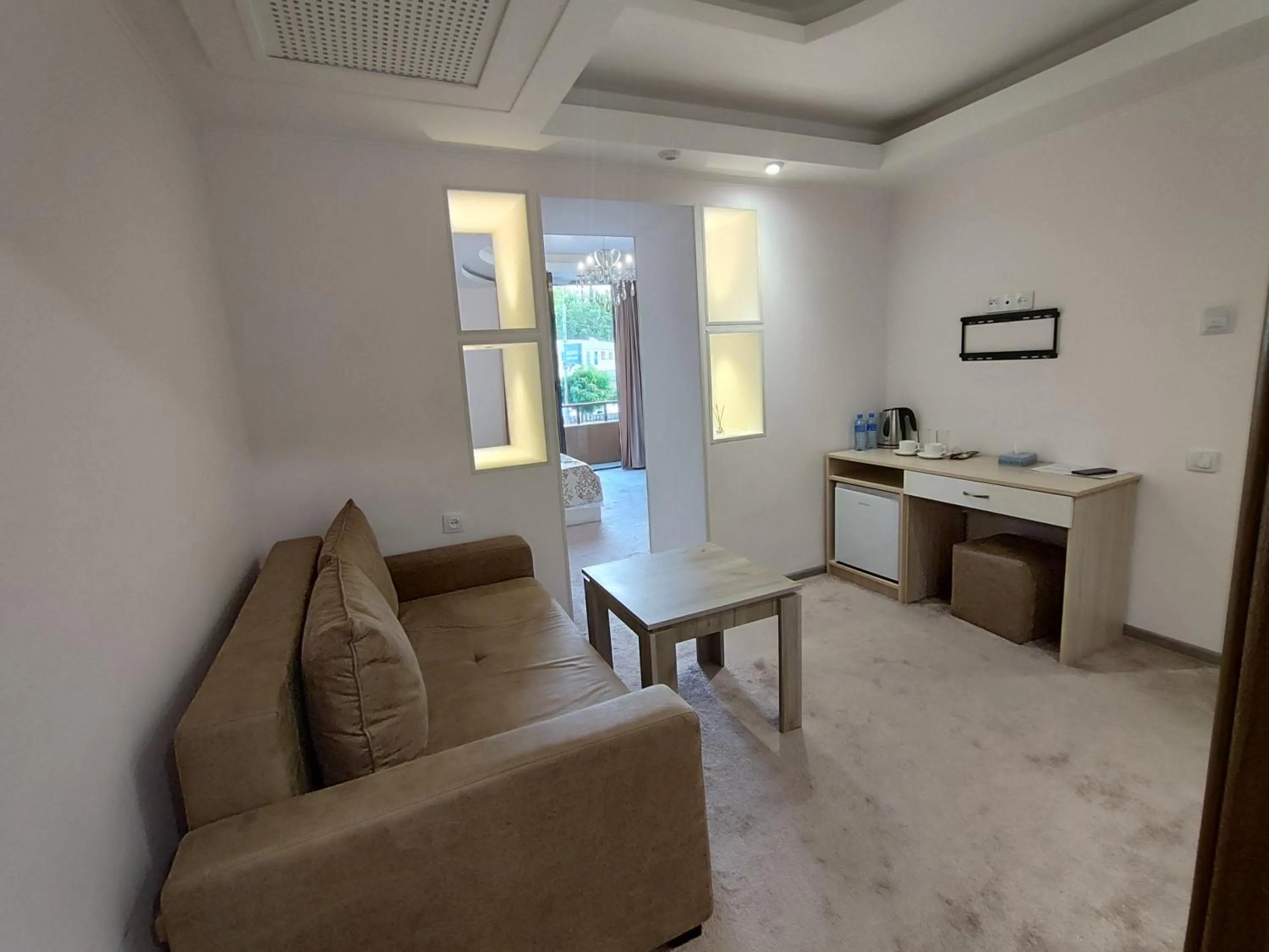 Photo of the whole room in DeLin Hotel And Tours