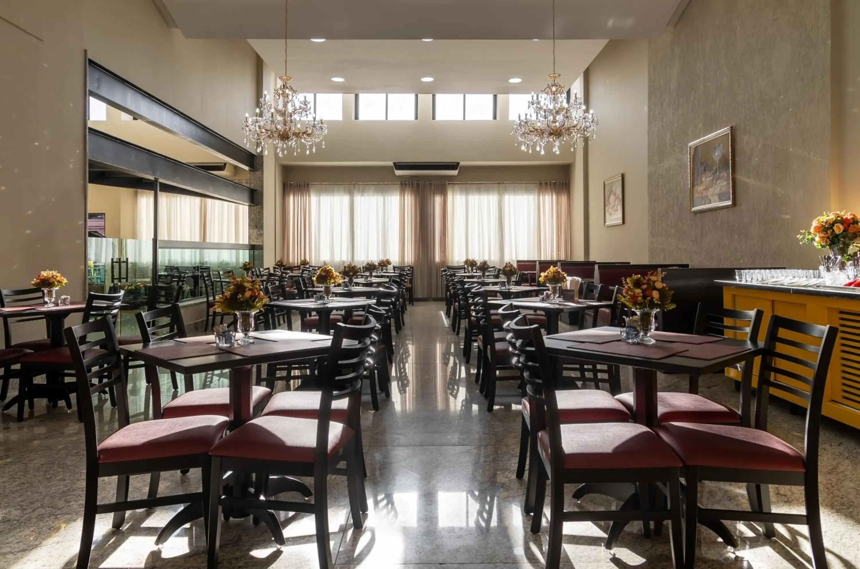 Restaurant/places to eat in Hotel Dan Inn Uberlandia By Nacional Inn Restaurant/places to eat in Hotel Dan Inn Uberlandia By Nacional Inn