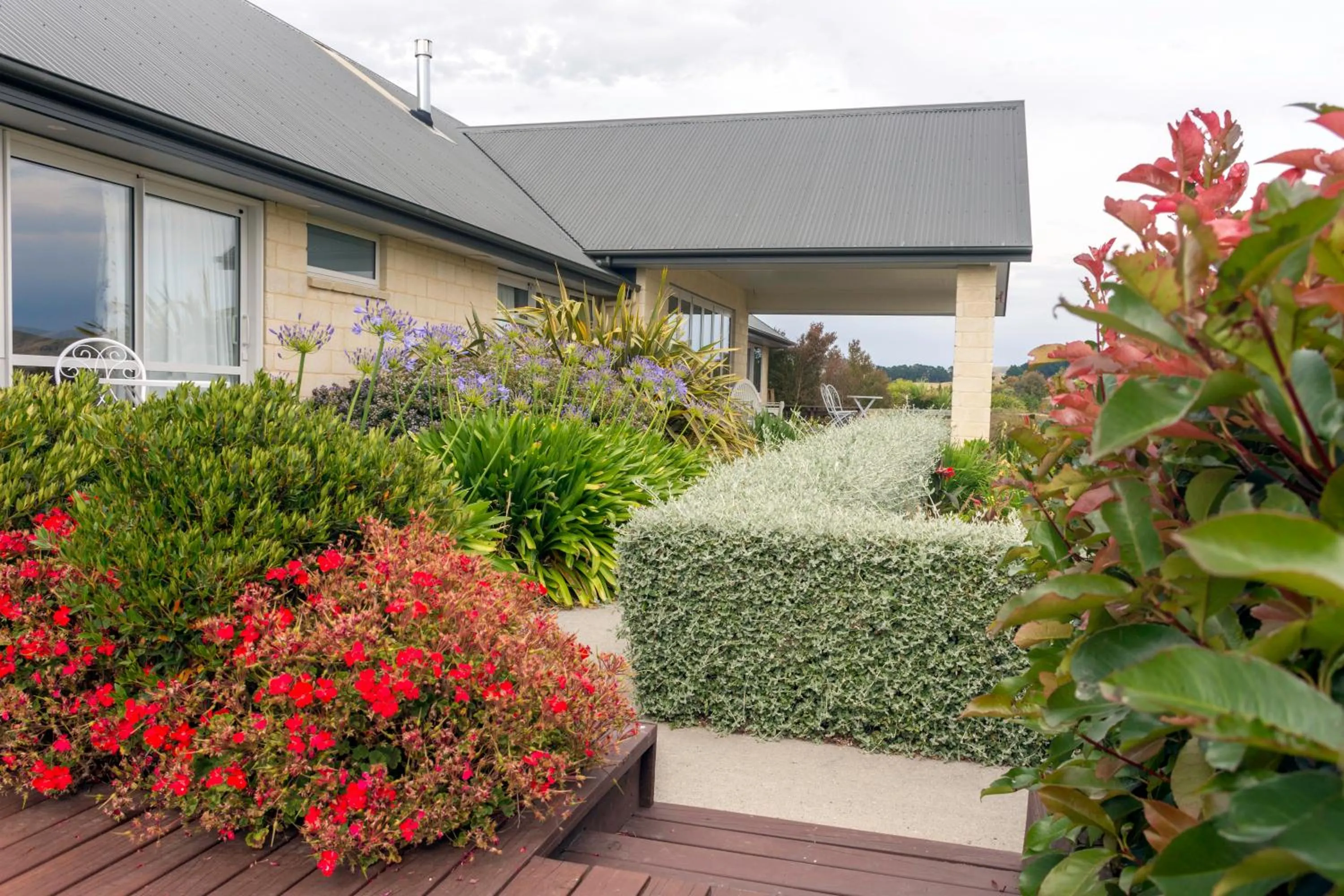 Ribbonwood Country House
