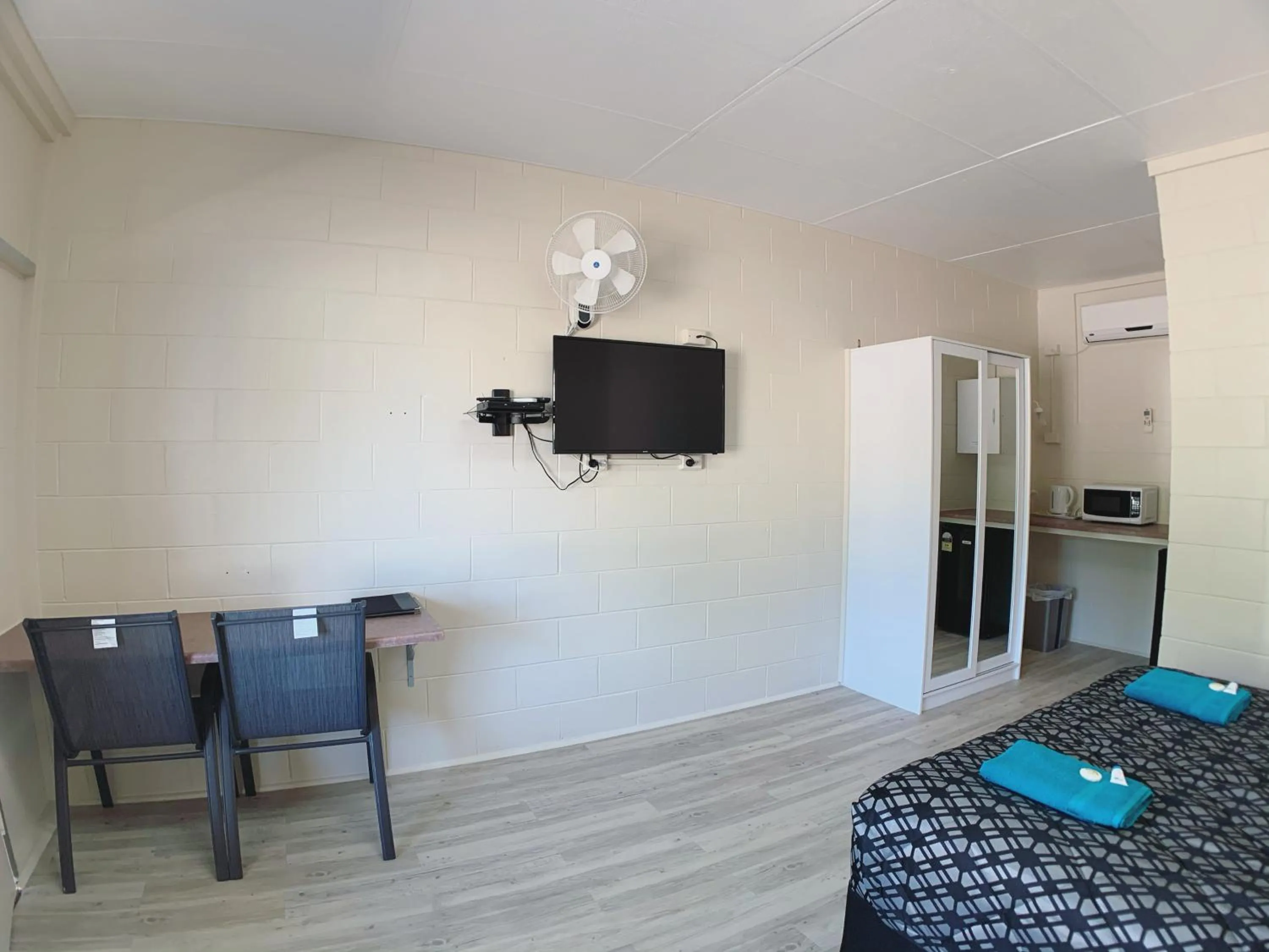 Tropical City Motor Inn