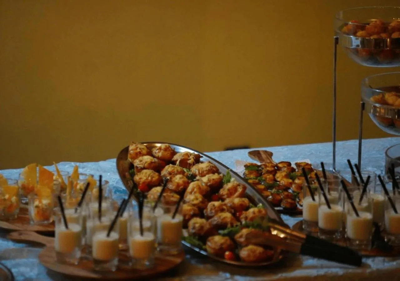 Restaurant/places to eat in PARAISO DAKHLA