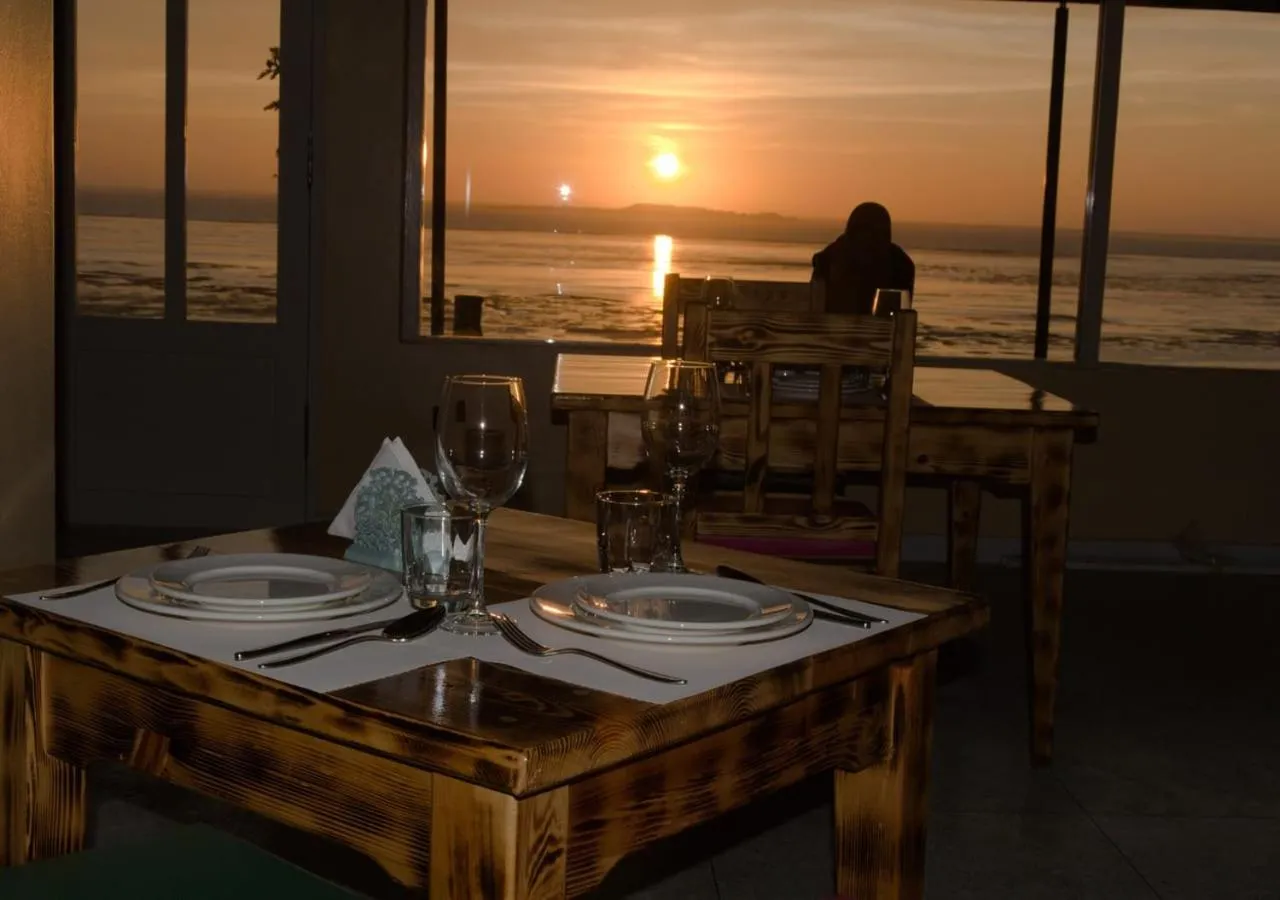 Restaurant/places to eat in PARAISO DAKHLA
