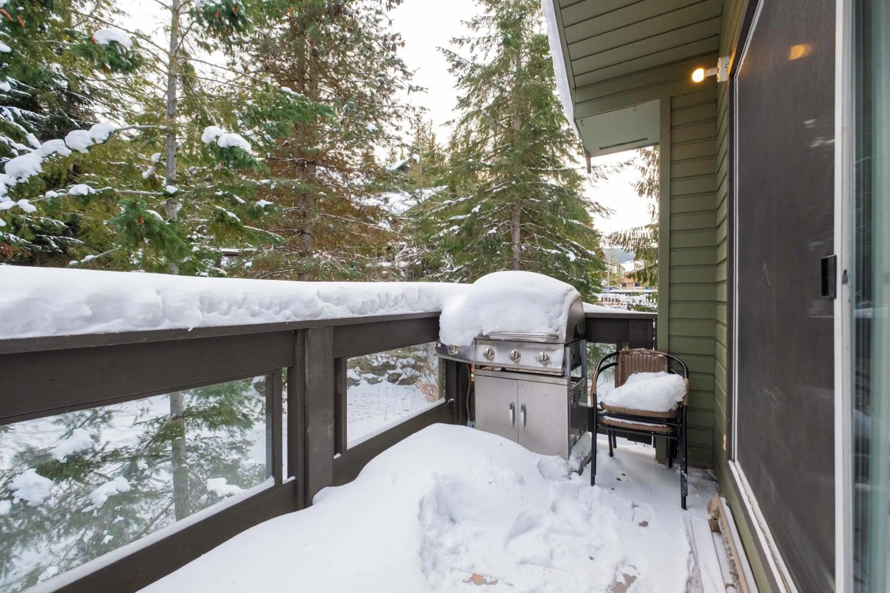 BBQ facilities in Powderview by Outpost Whistler
