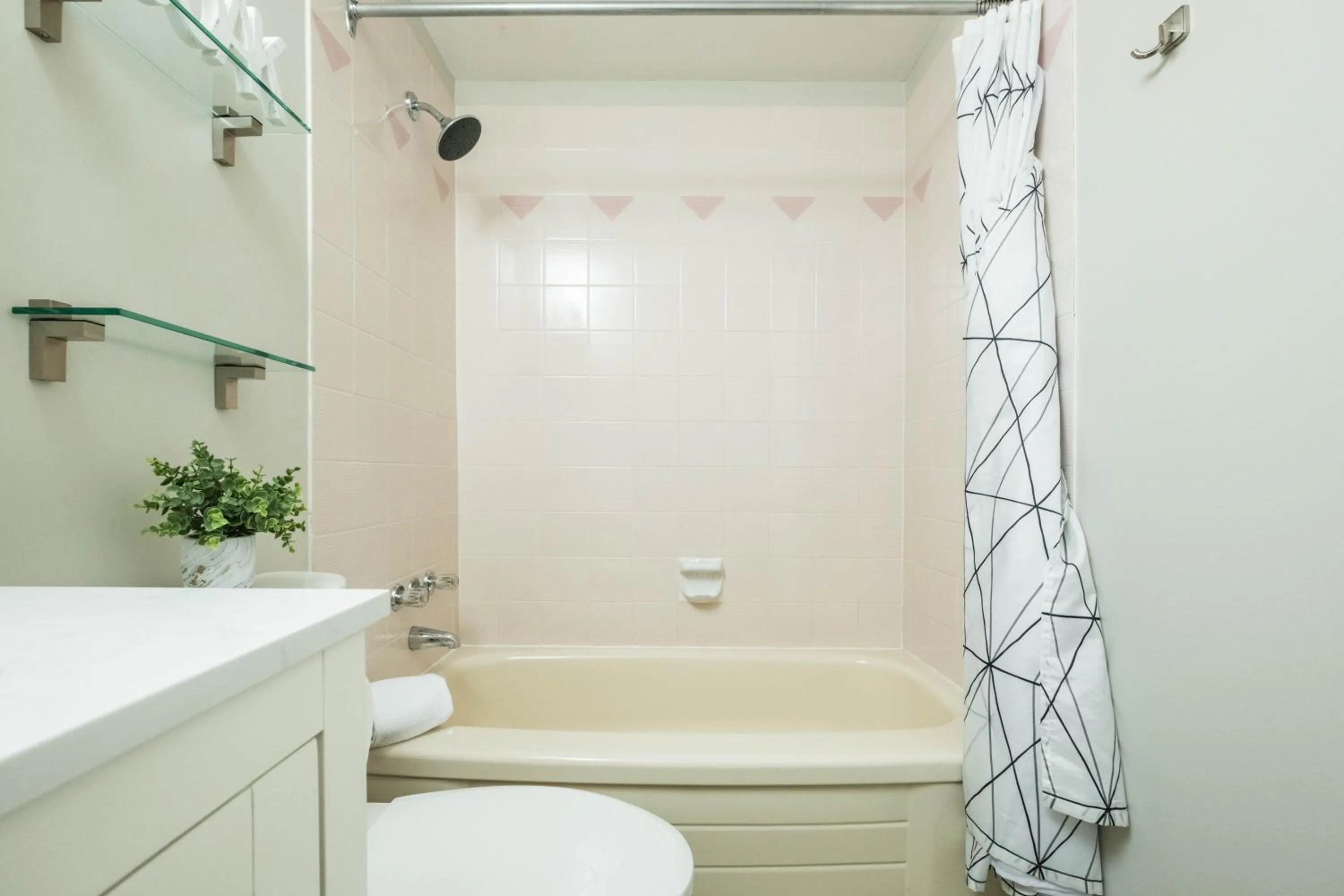 Shower in Powderview by Outpost Whistler