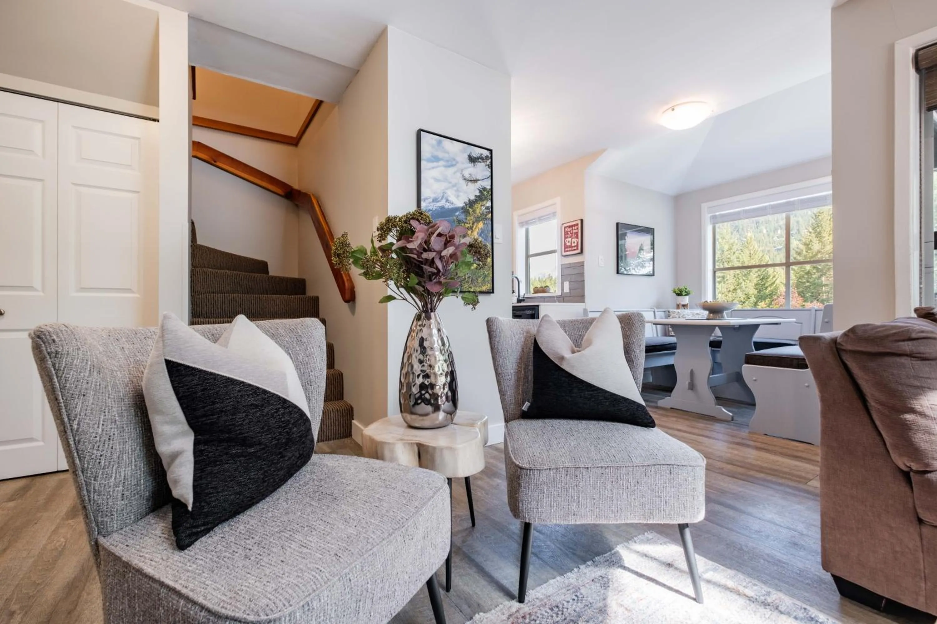 Living room in Powderview by Outpost Whistler
