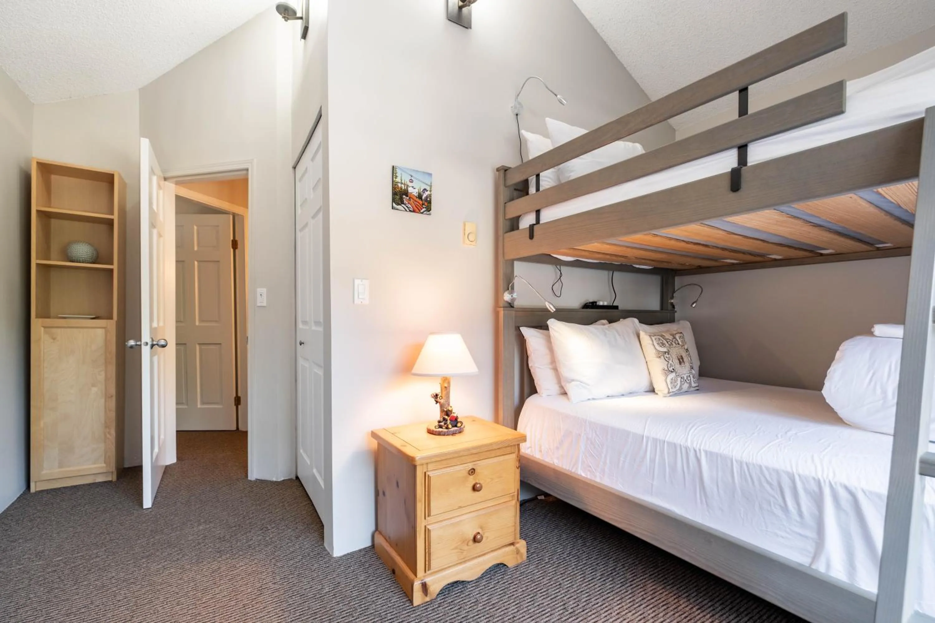 Bedroom, Bed in Powderview by Outpost Whistler