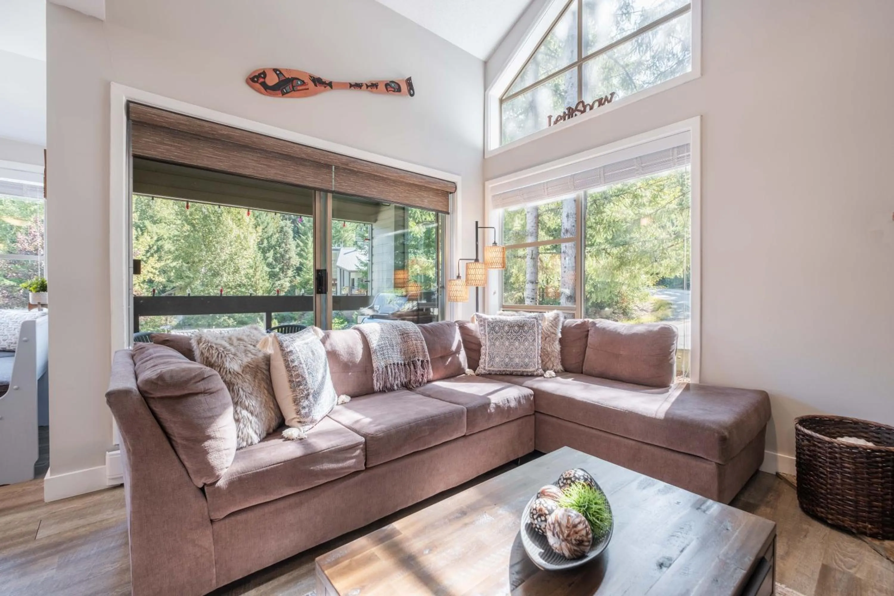 Living room in Powderview by Outpost Whistler