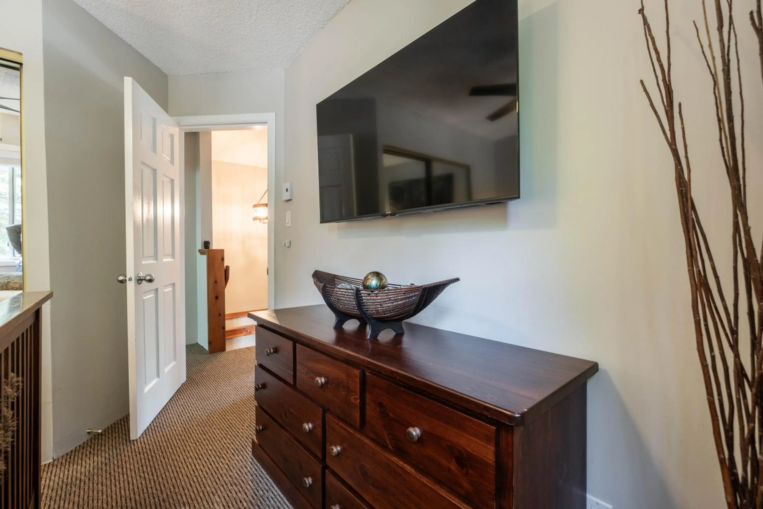 TV and multimedia in Powderview by Outpost Whistler