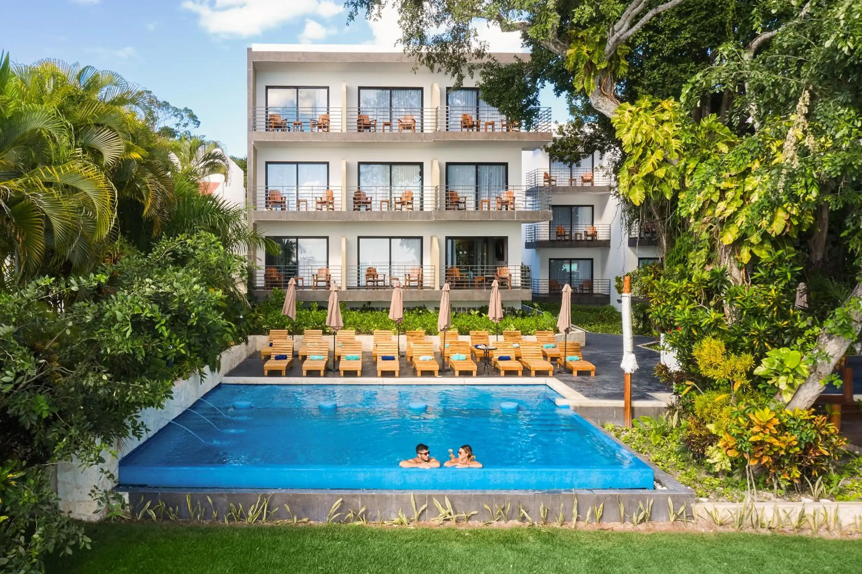 Property building in Cristalino Lagoon Front Hotel, Restaurant & Spa Property building in Cristalino Lagoon Front Hotel, Restaurant & Spa