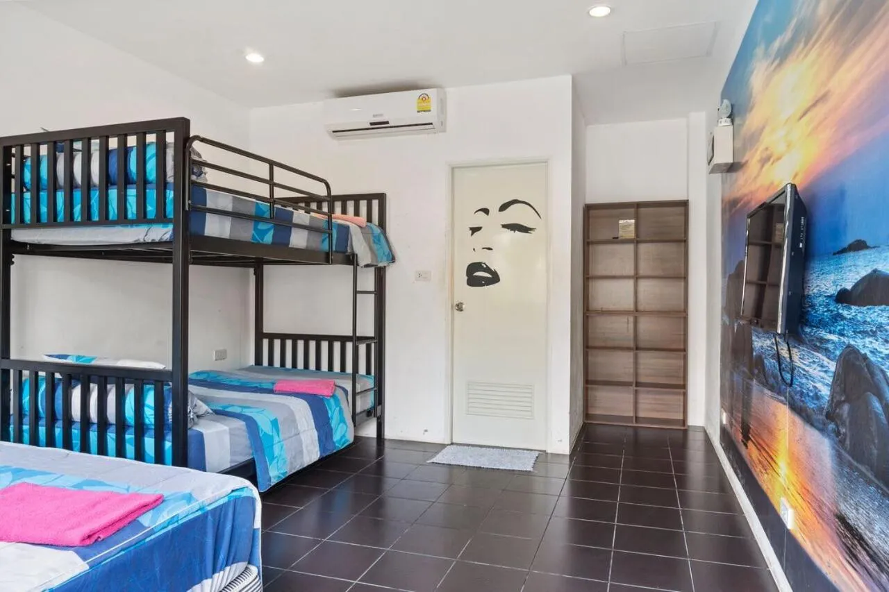 Bed in Samui Backpacker Hotel