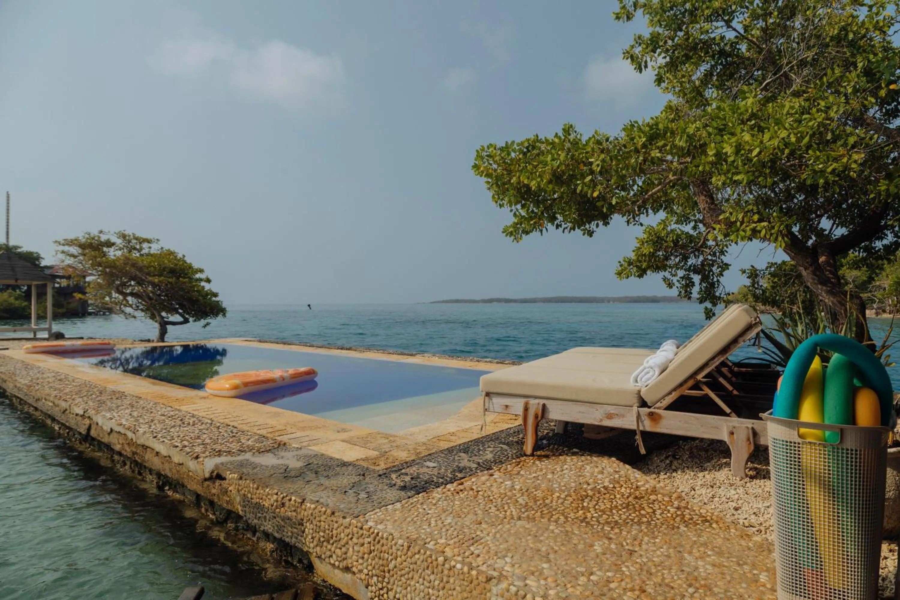 Pool view in Isla Kalua - Private Ocean Villa