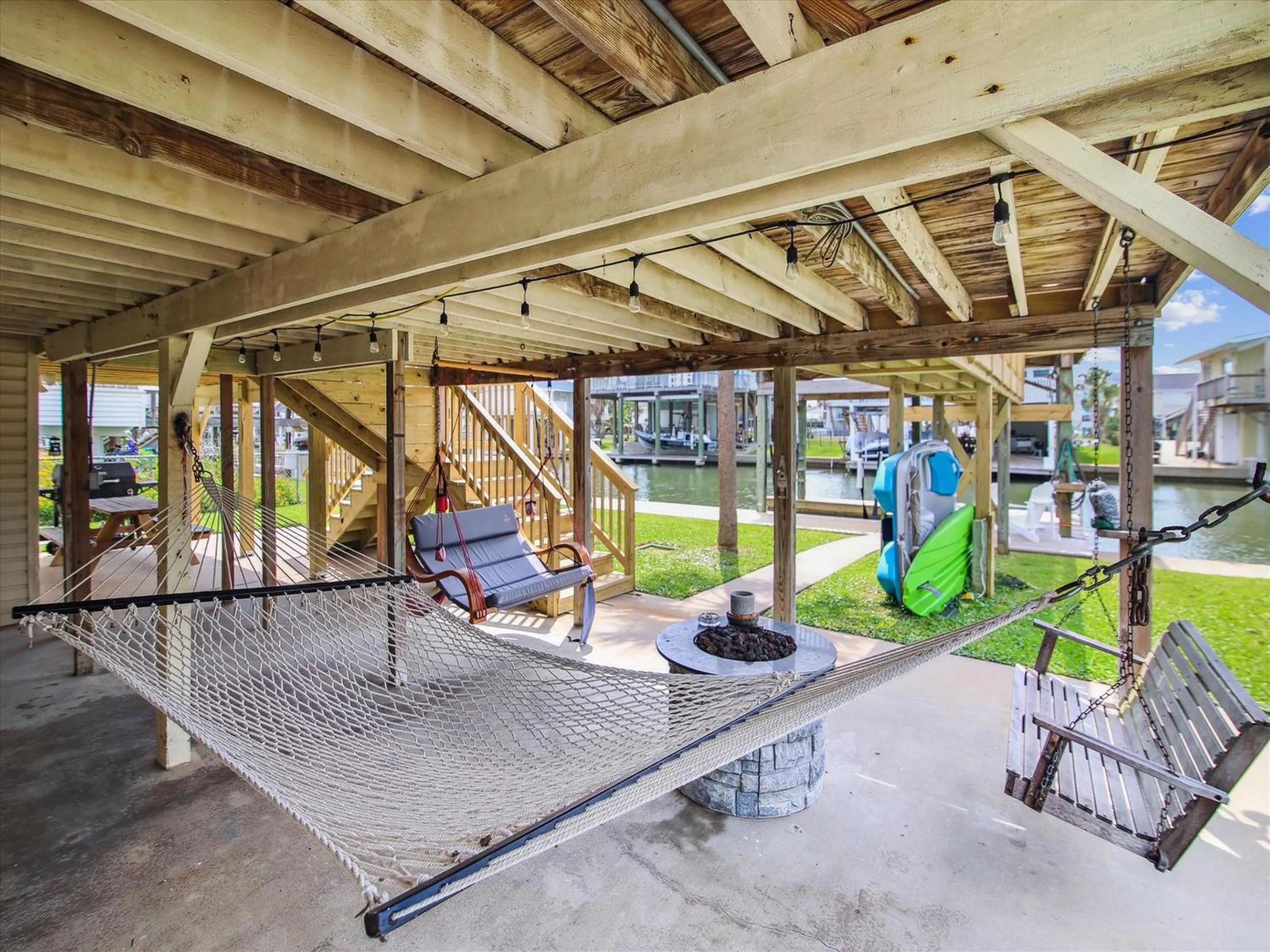 Property building in Casa Hermosa