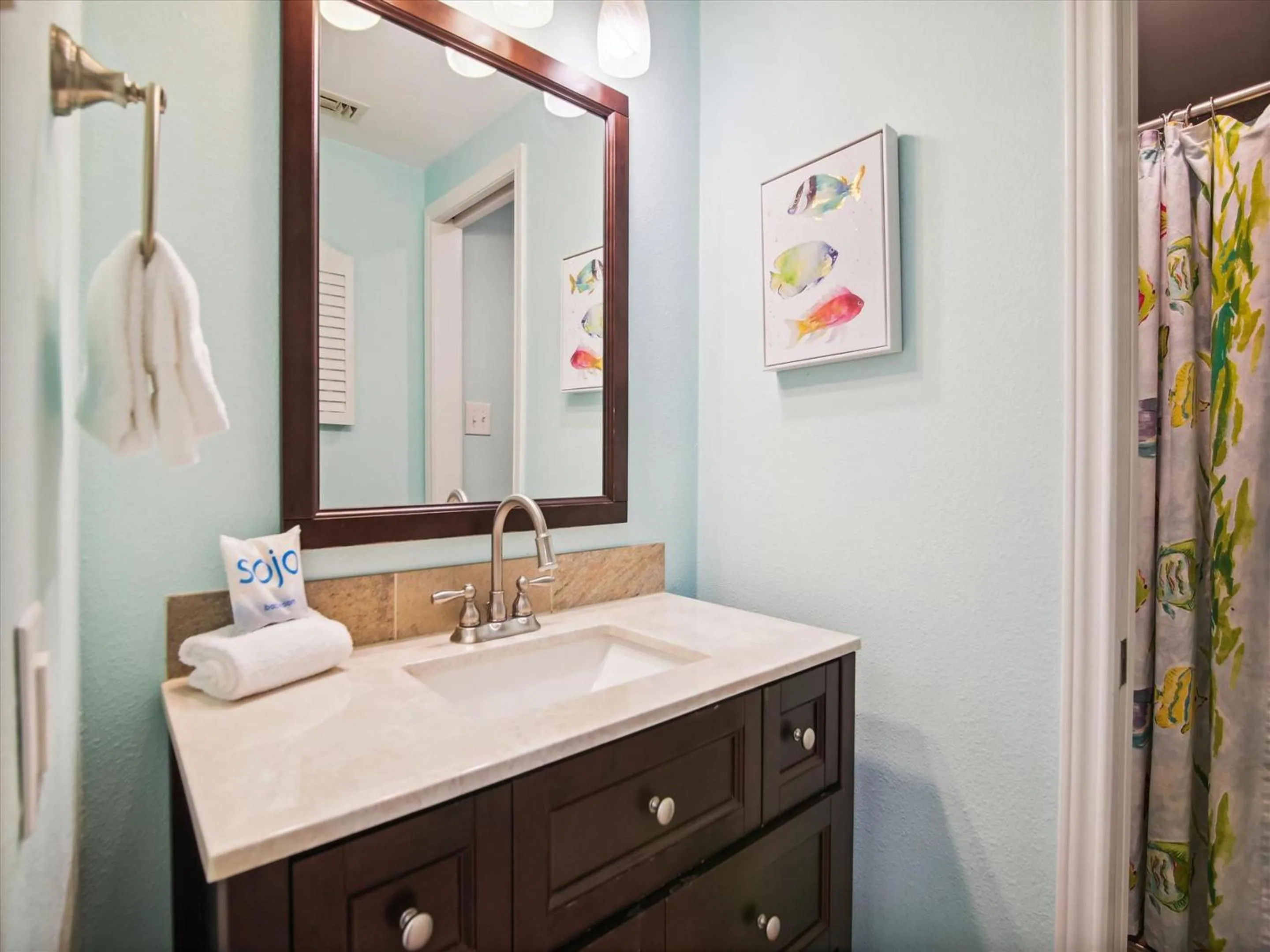 Property building in Casa Hermosa