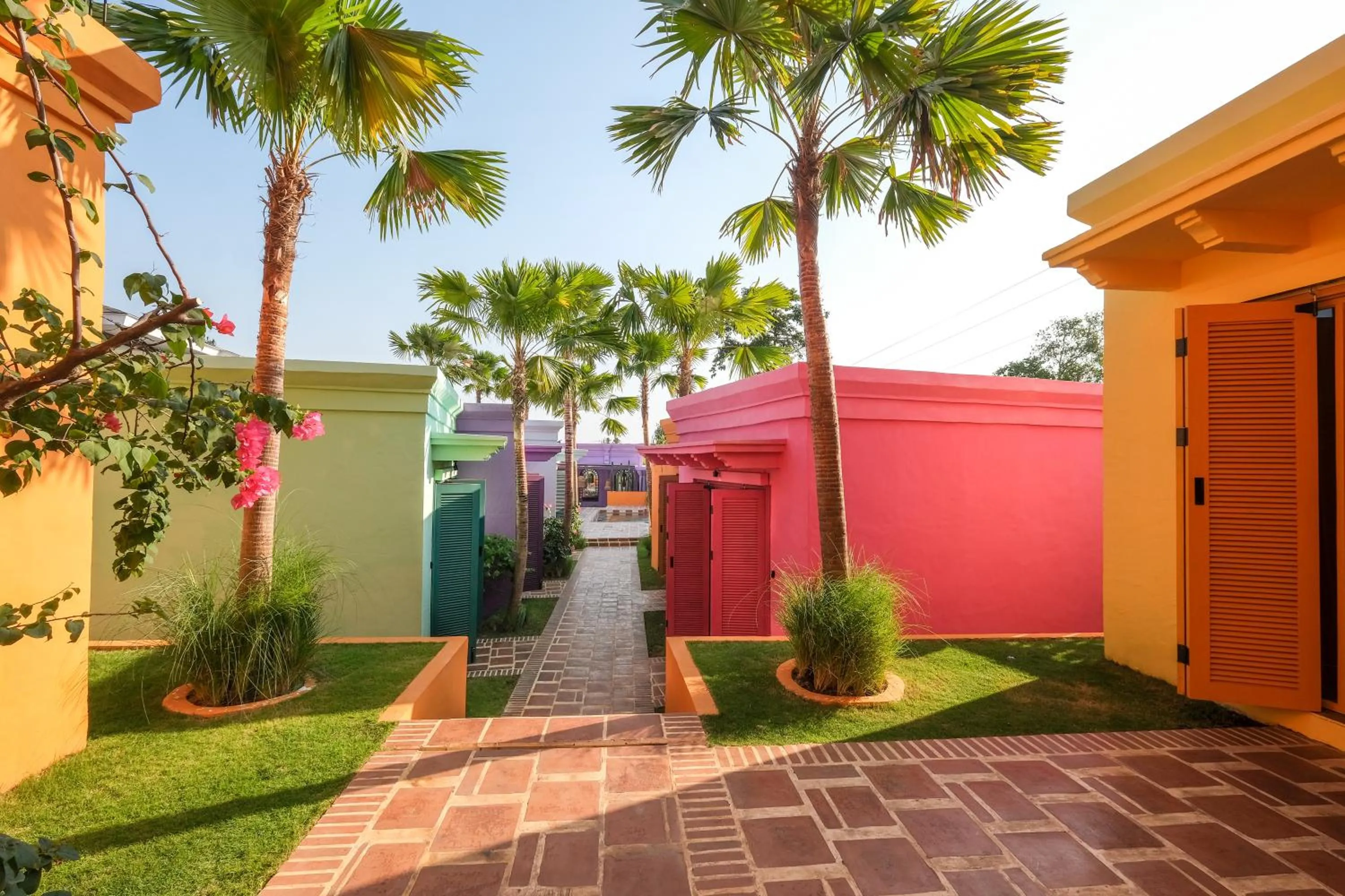 Property building in El Barrio Boutique Hotel & Bar