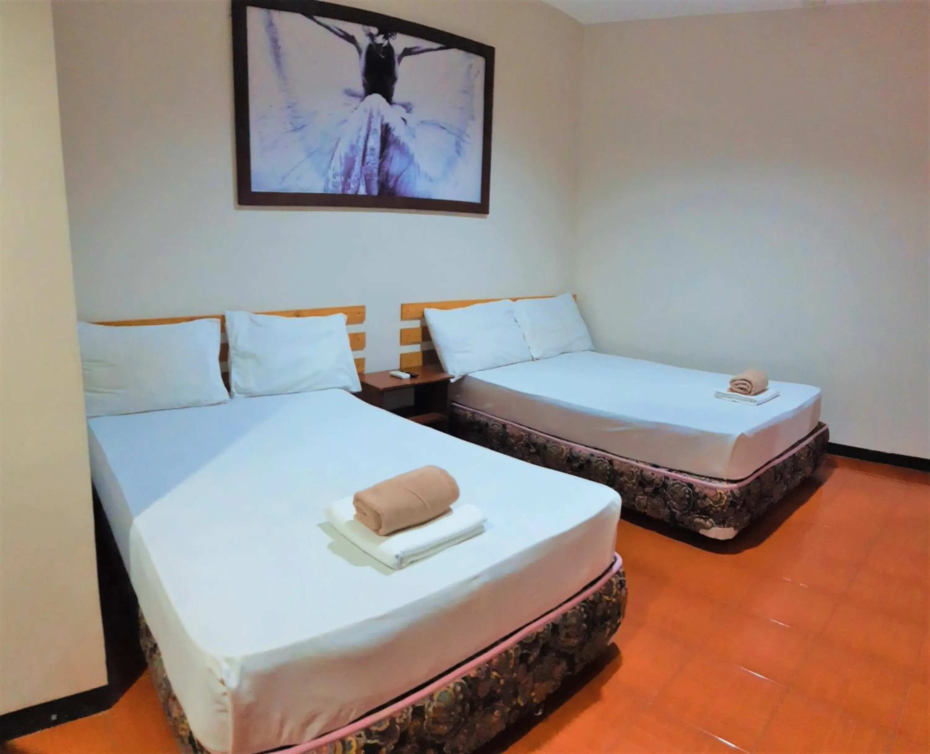 Bed in Hotel California Suite Bed in Hotel California Suite