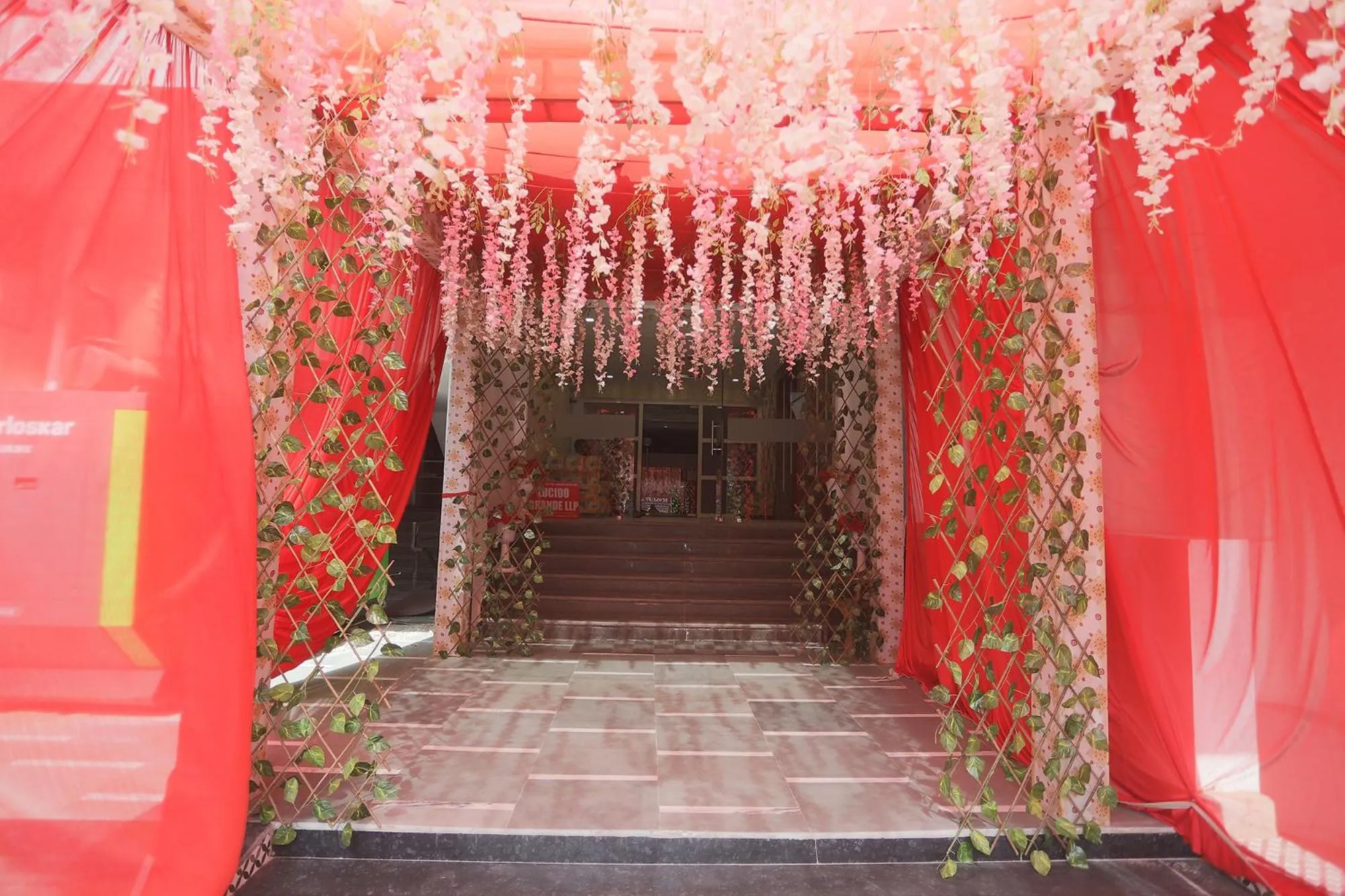 Entertainment in FabHotel Cosmos