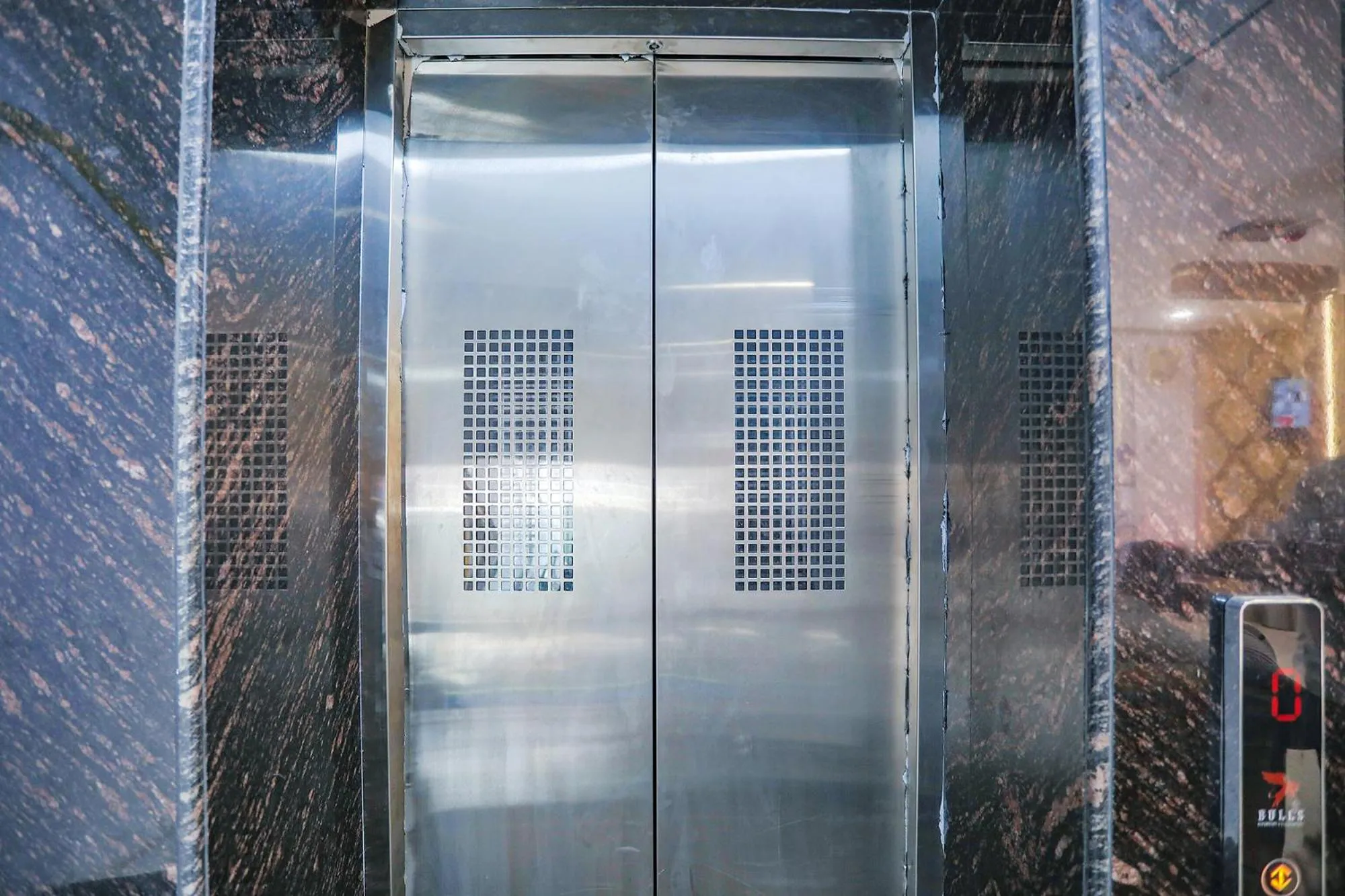 elevator in FabHotel Cosmos