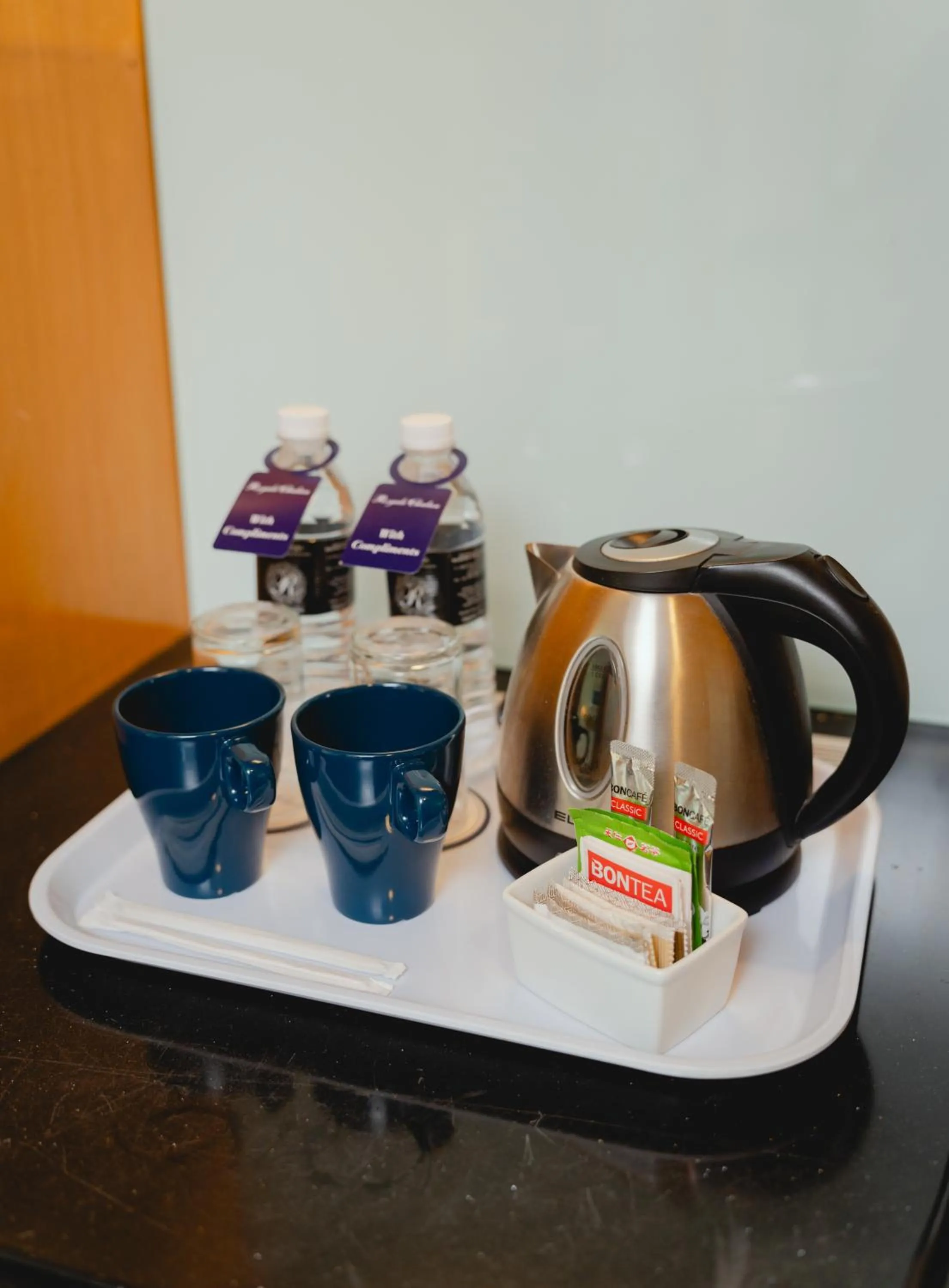 Coffee/tea facilities in Royale Chulan The Curve