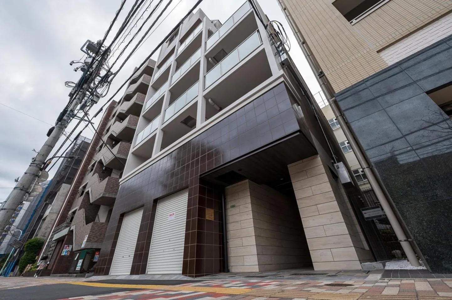 Property building in Casa Blan