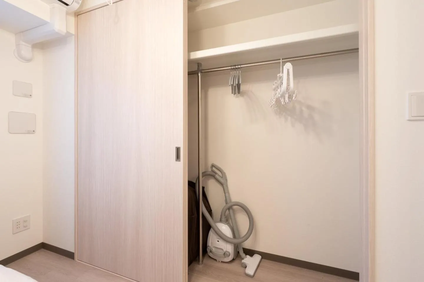 wardrobe in Casa Blan