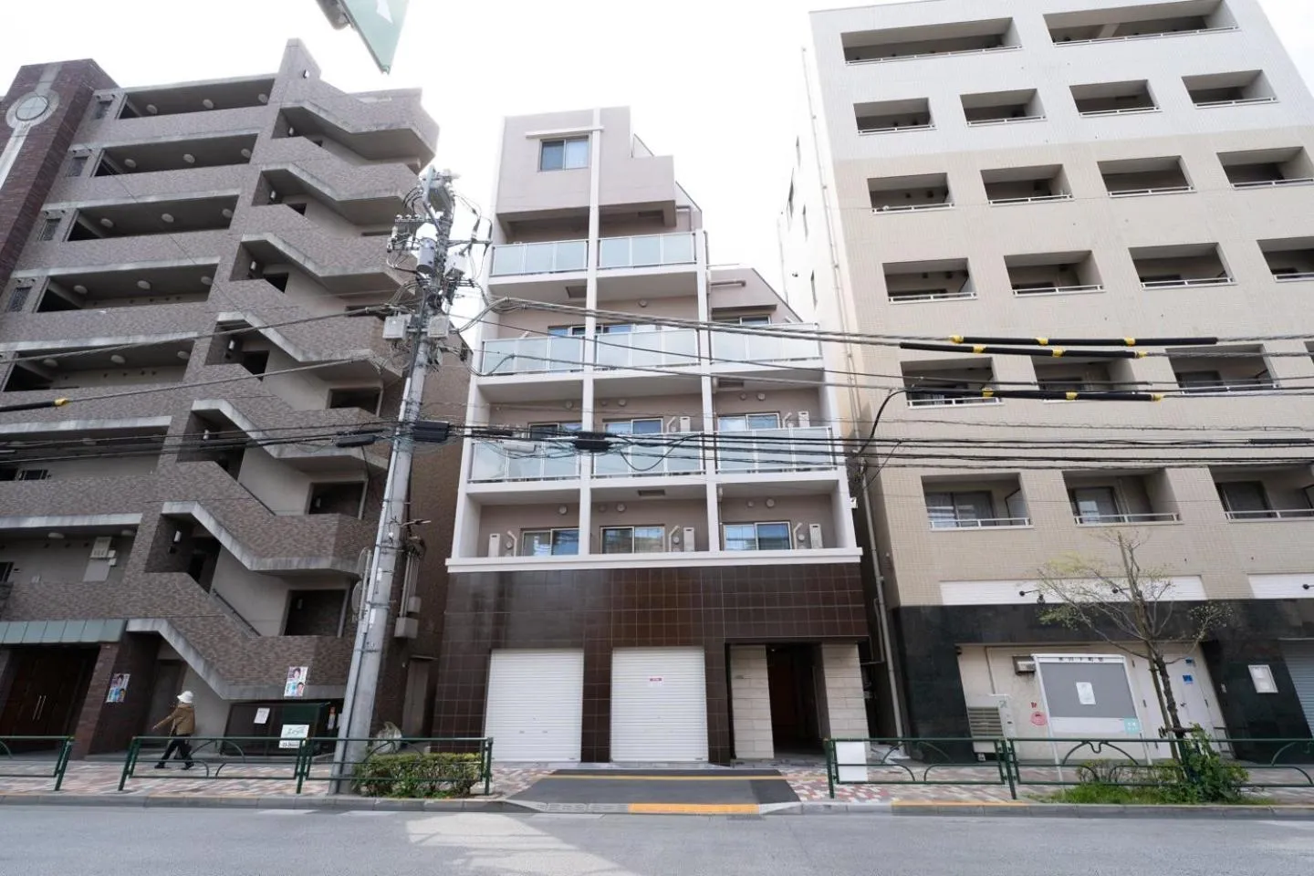 Property building in Casa Blan