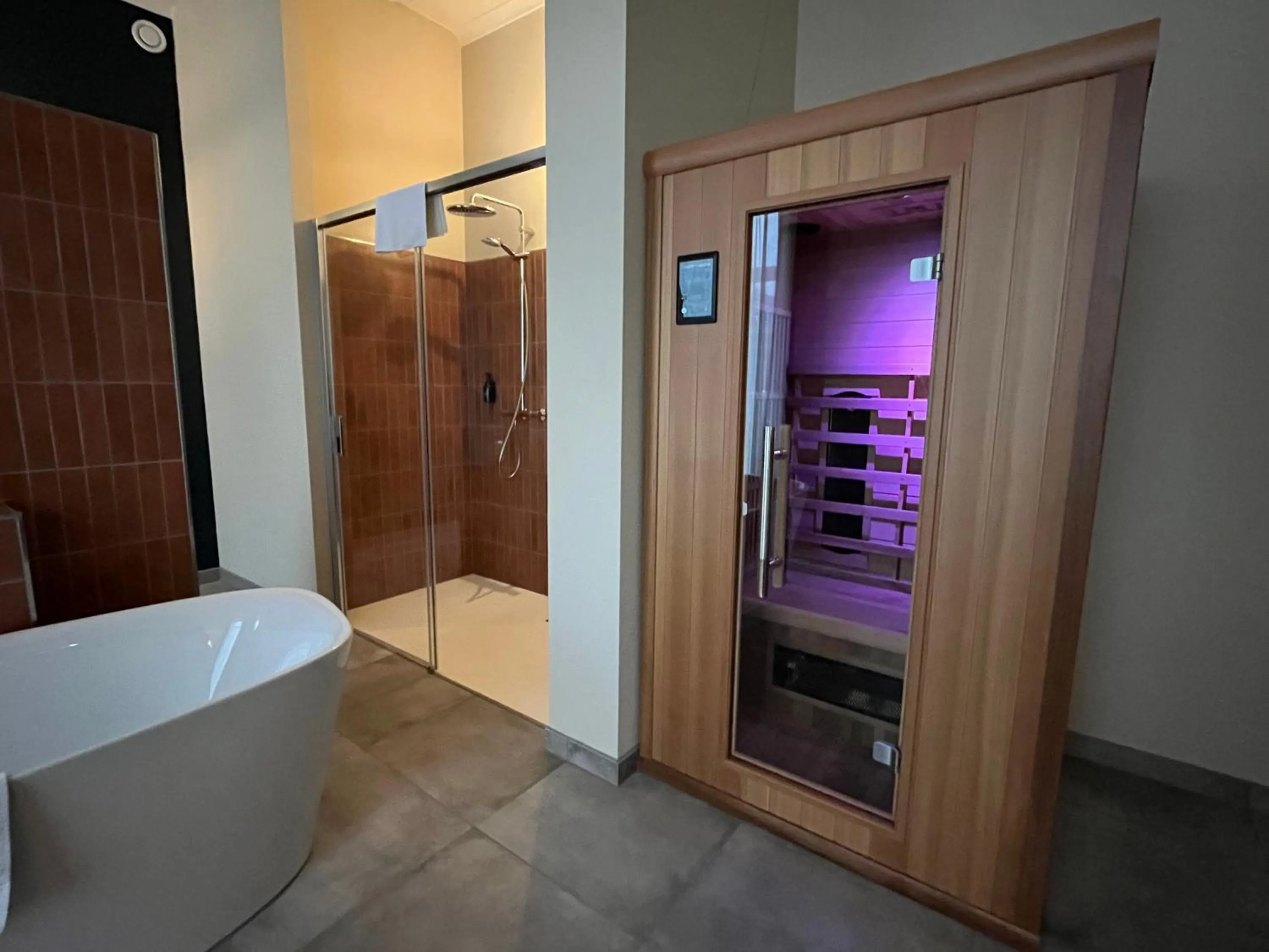 Shower in Fletcher Hotel Paleis Stadhouderlijk Hof