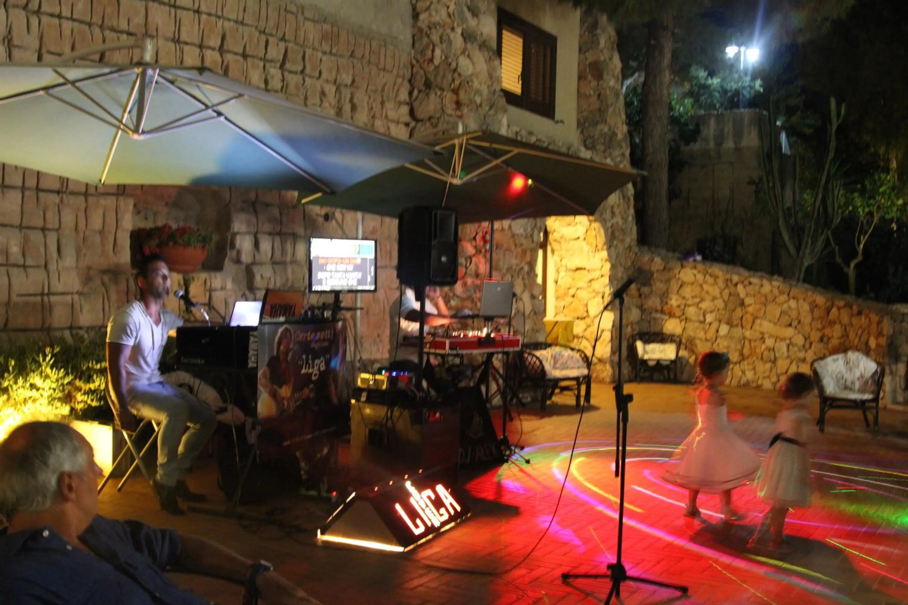 Evening entertainment in Borgo Console