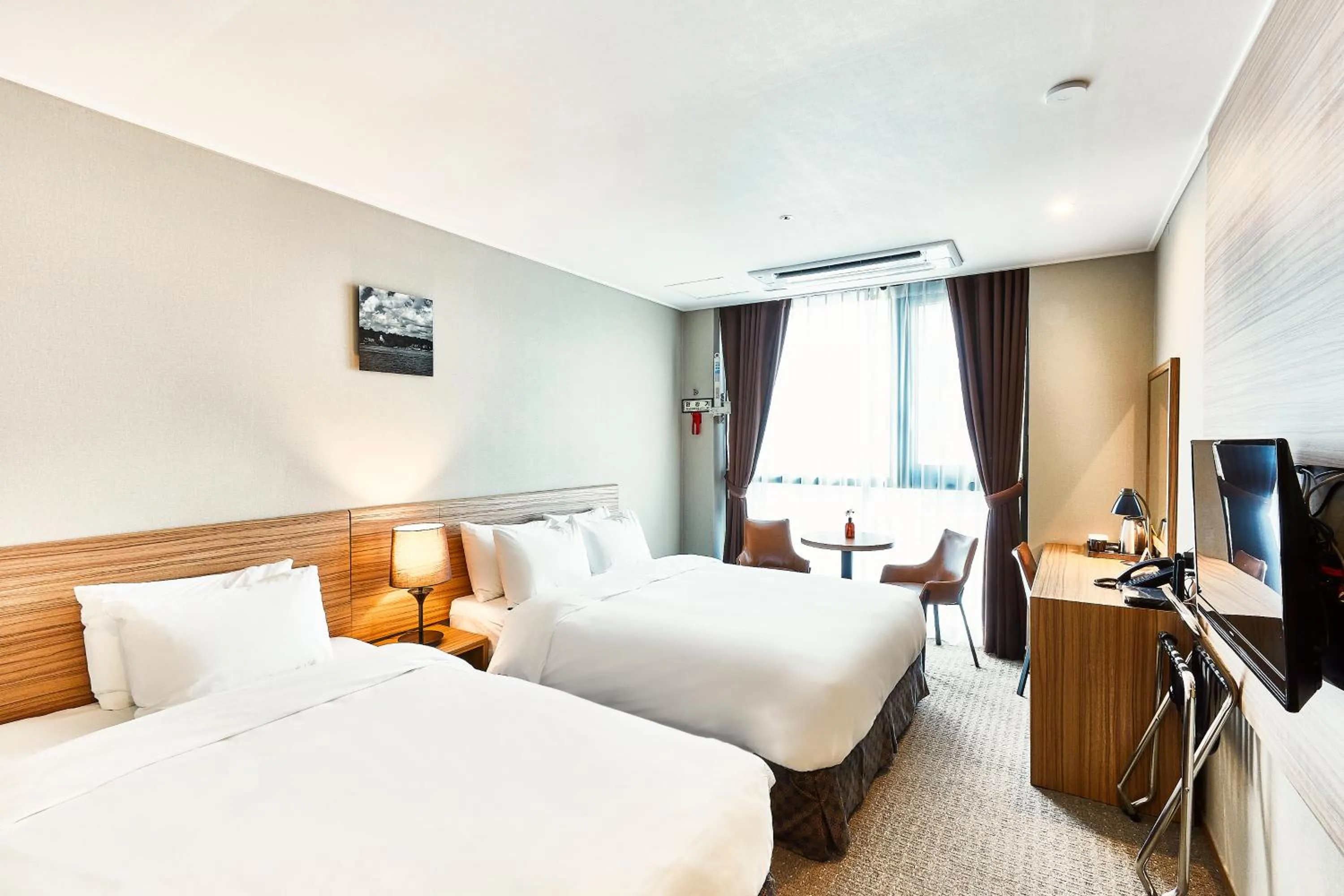 Bed in The Interra Hotel Pyeongtaek