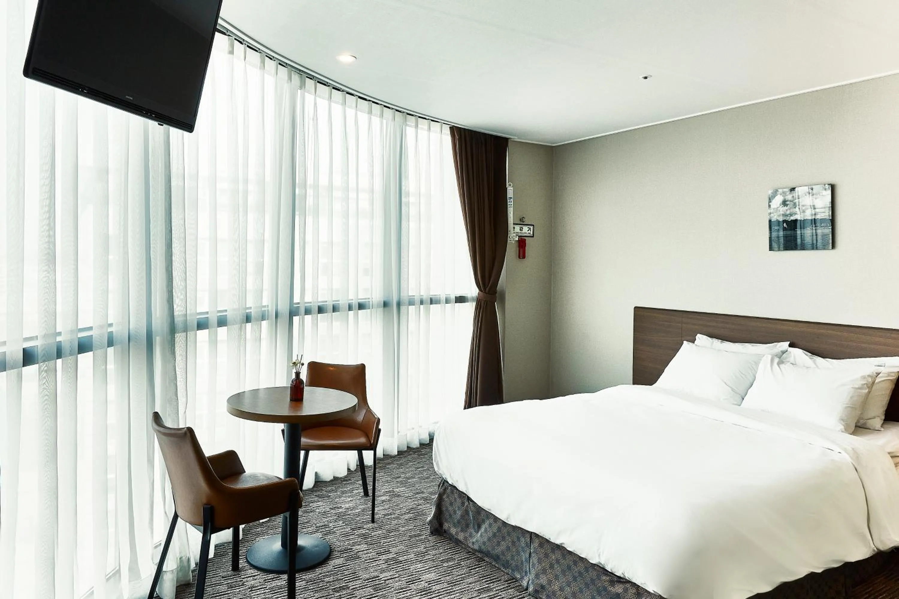 Bed in The Interra Hotel Pyeongtaek